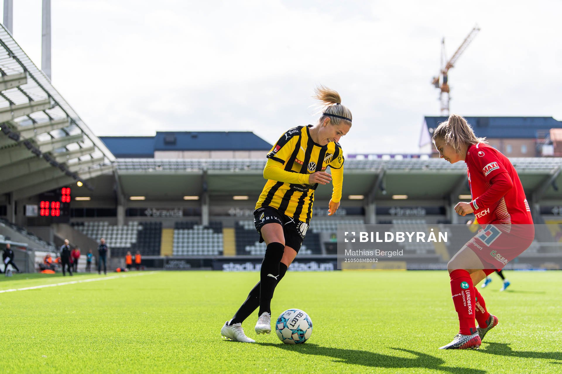 Häckens Emma Kullberg och Linköpings Therese Simonsson