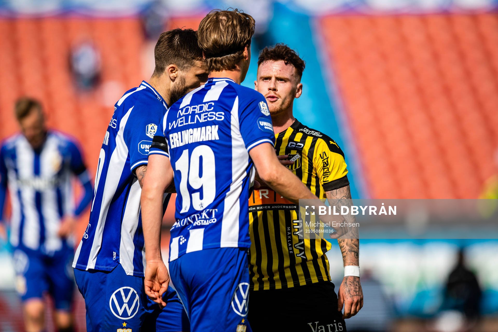 IFK Göteborgs August Erlingmark och Häckens Tobias Heintz