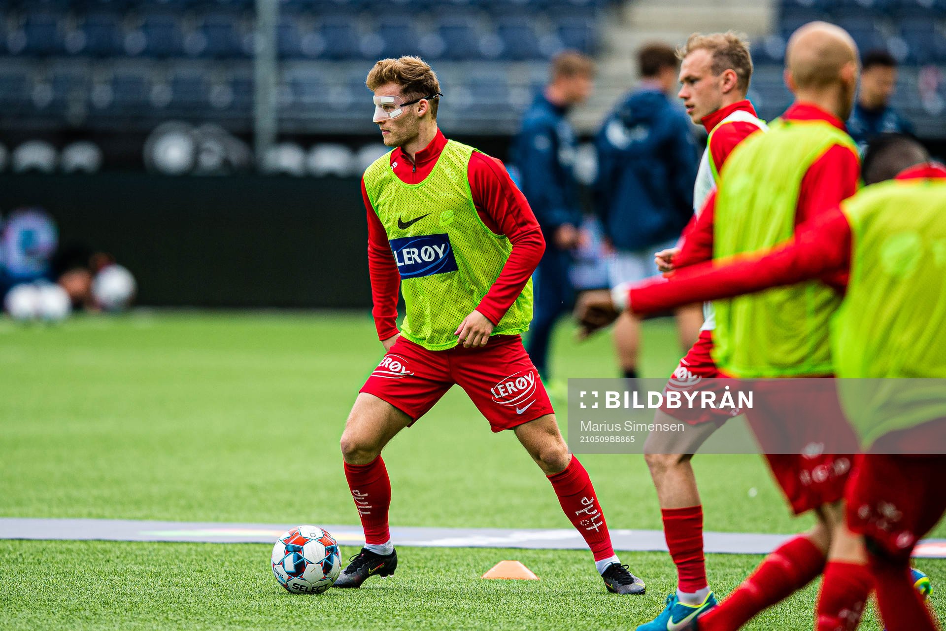 Ole Didrik Blomberg of Brann warms up