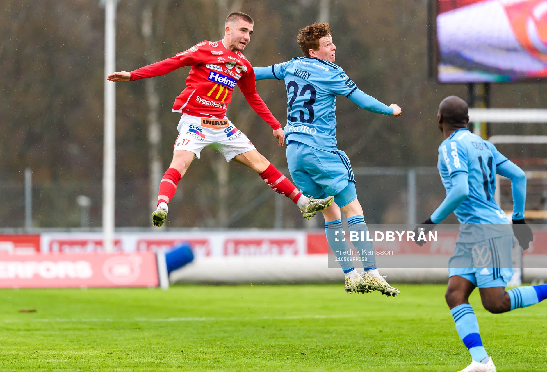 Degerfors Anton Kralj och Djurgårdens Aslak Witry