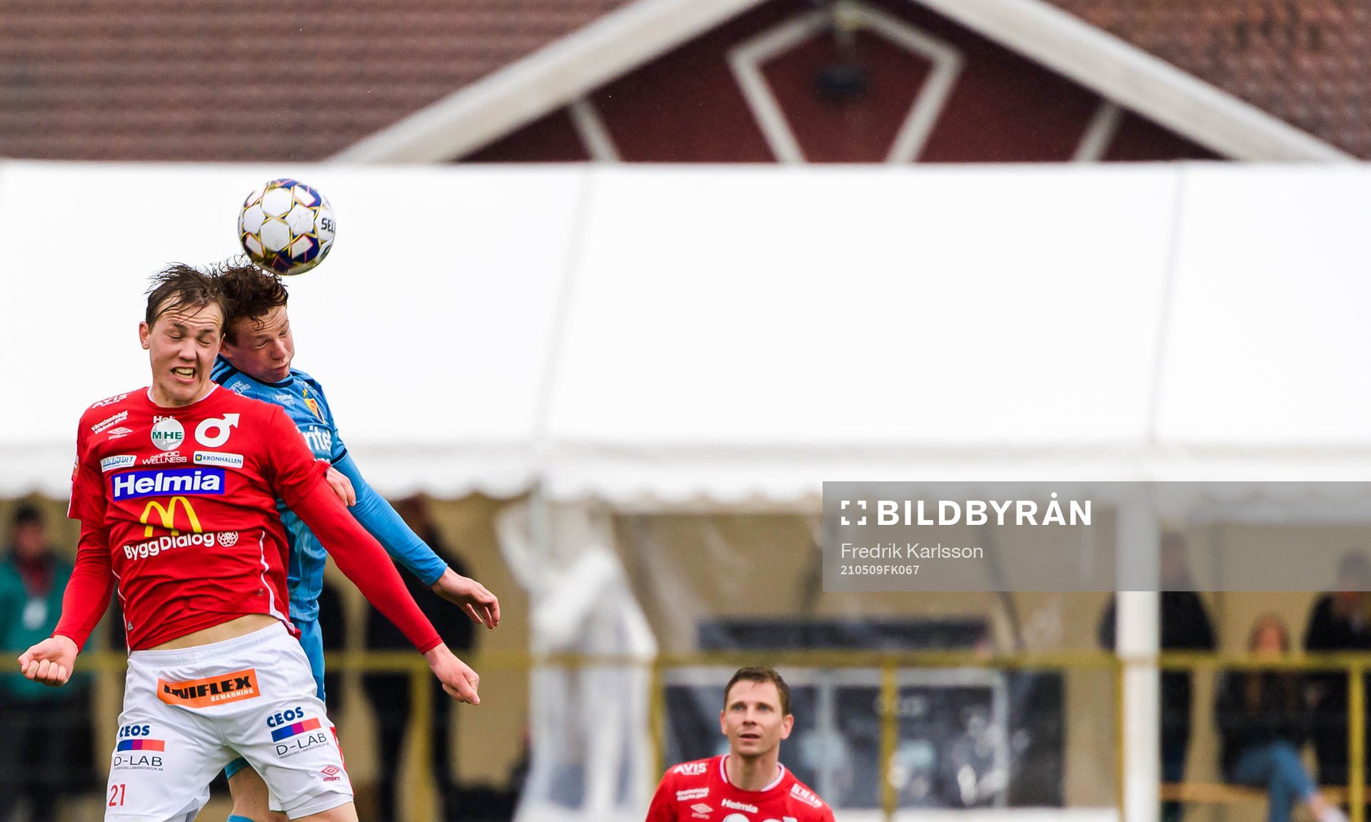 Degerfors Adam Carlén och Djurgårdens Aslak Witry