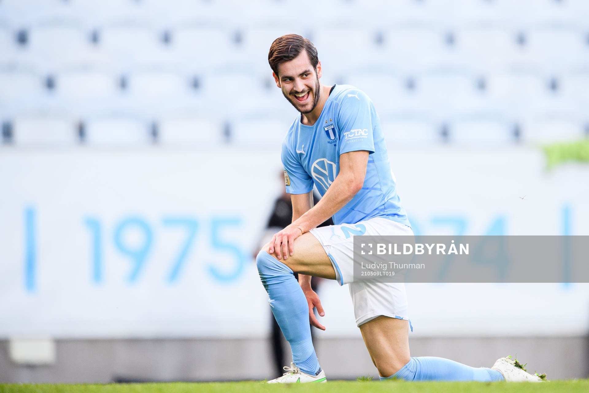 Malmö FFs Adi Nalic deppar