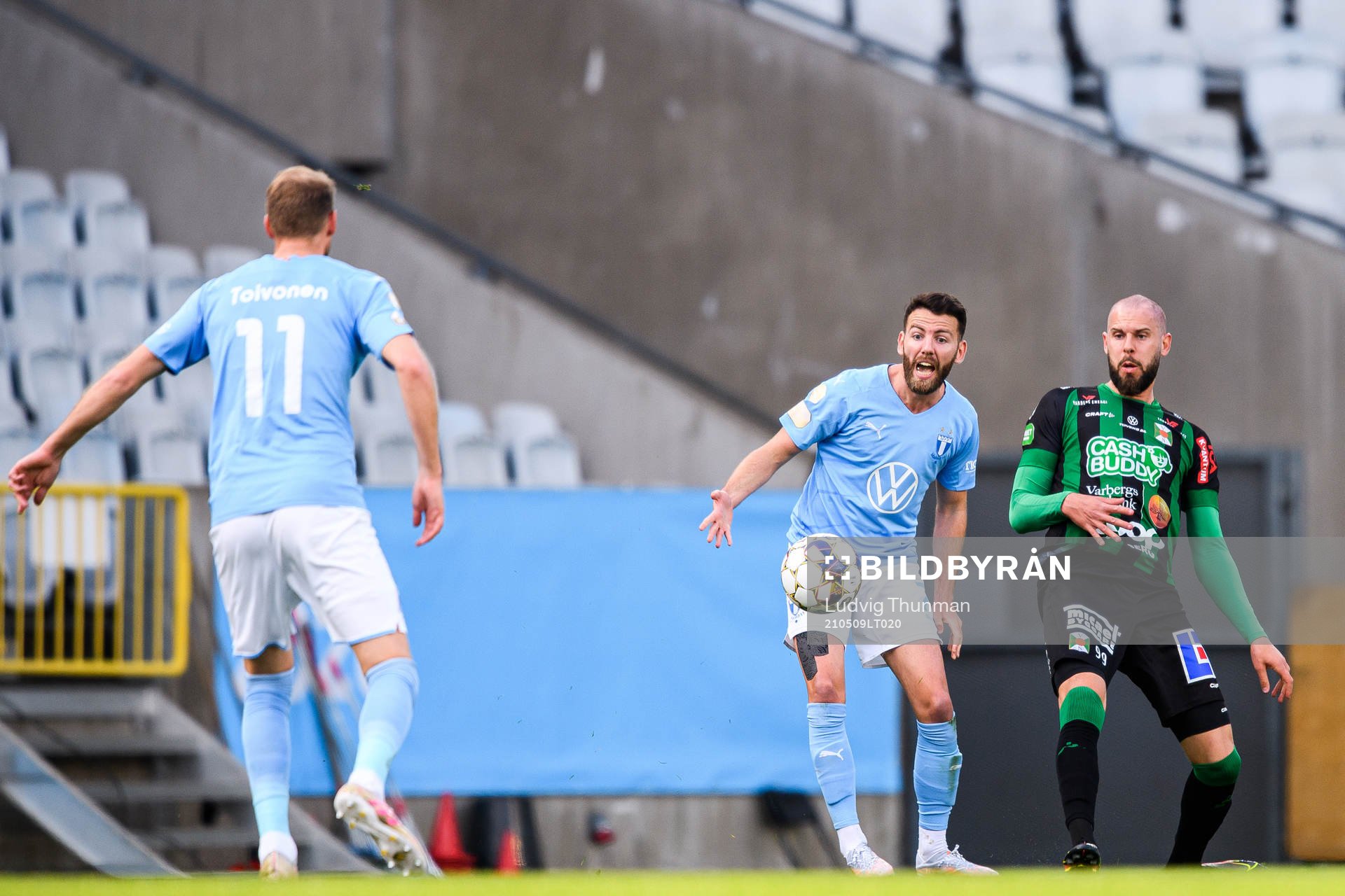 Malmö FFs Erdal Rakip och Varbergs Robin Simovic
