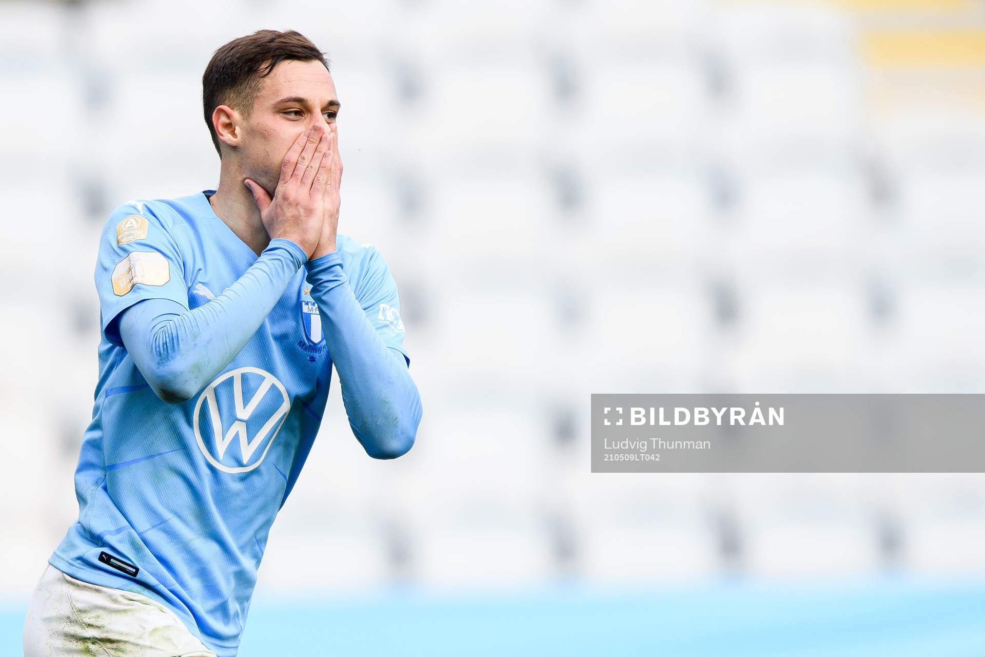 Malmö FFs Veljko Birmancevic deppar