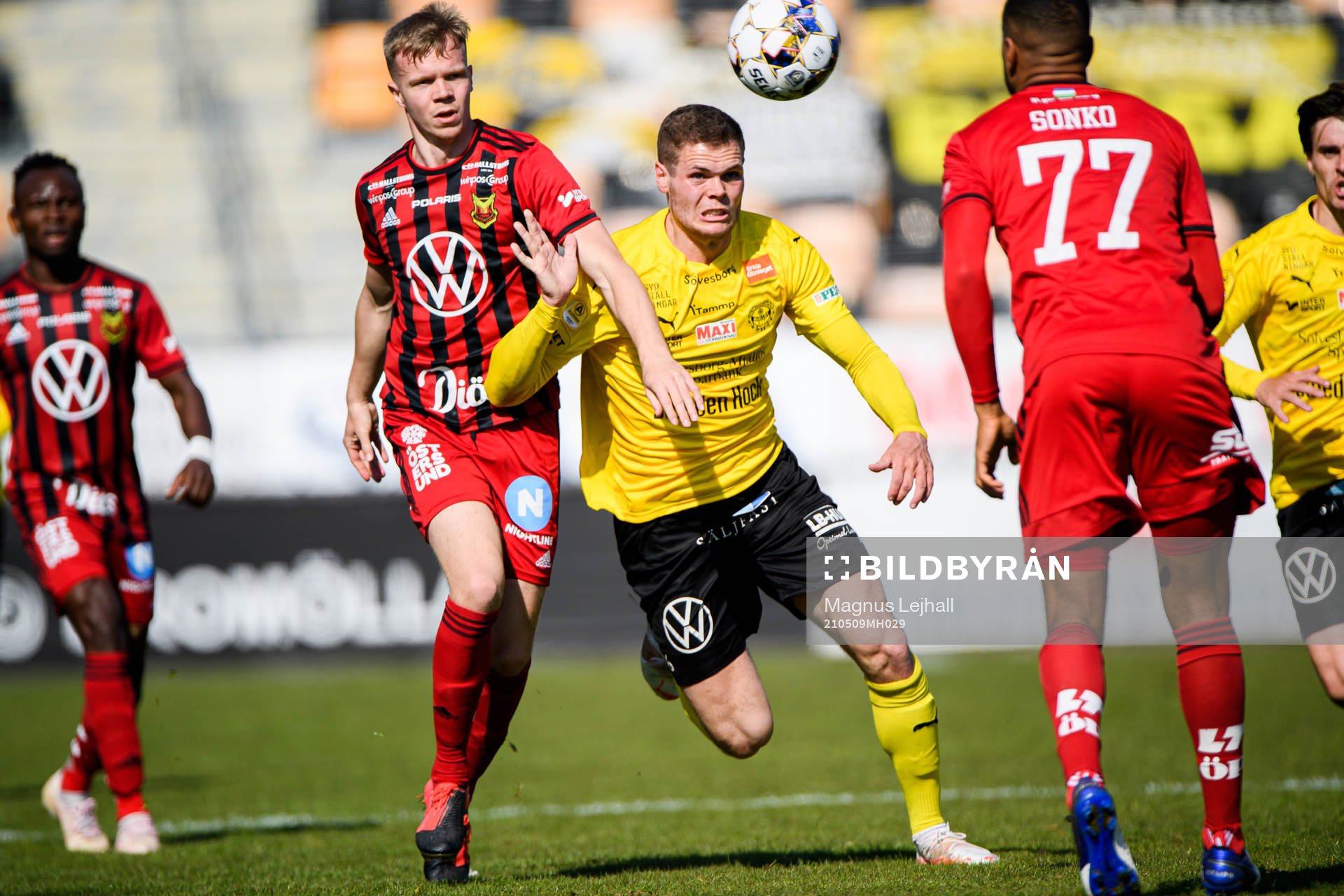 Östersunds Eirik Haugan och Mjällbys Jacob Bergström