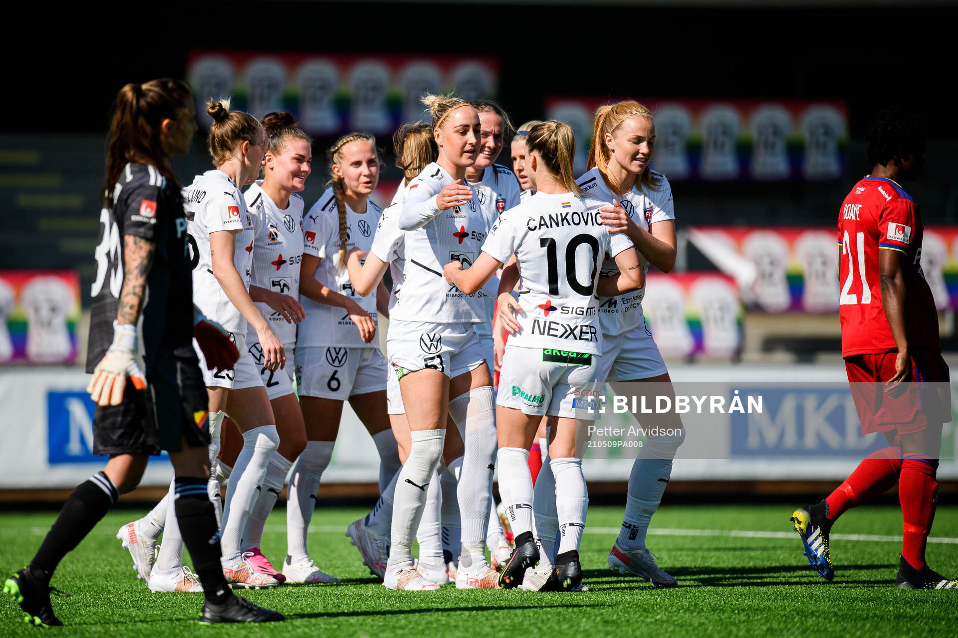 Rosengårds Sanne Troelsgaard jublar
