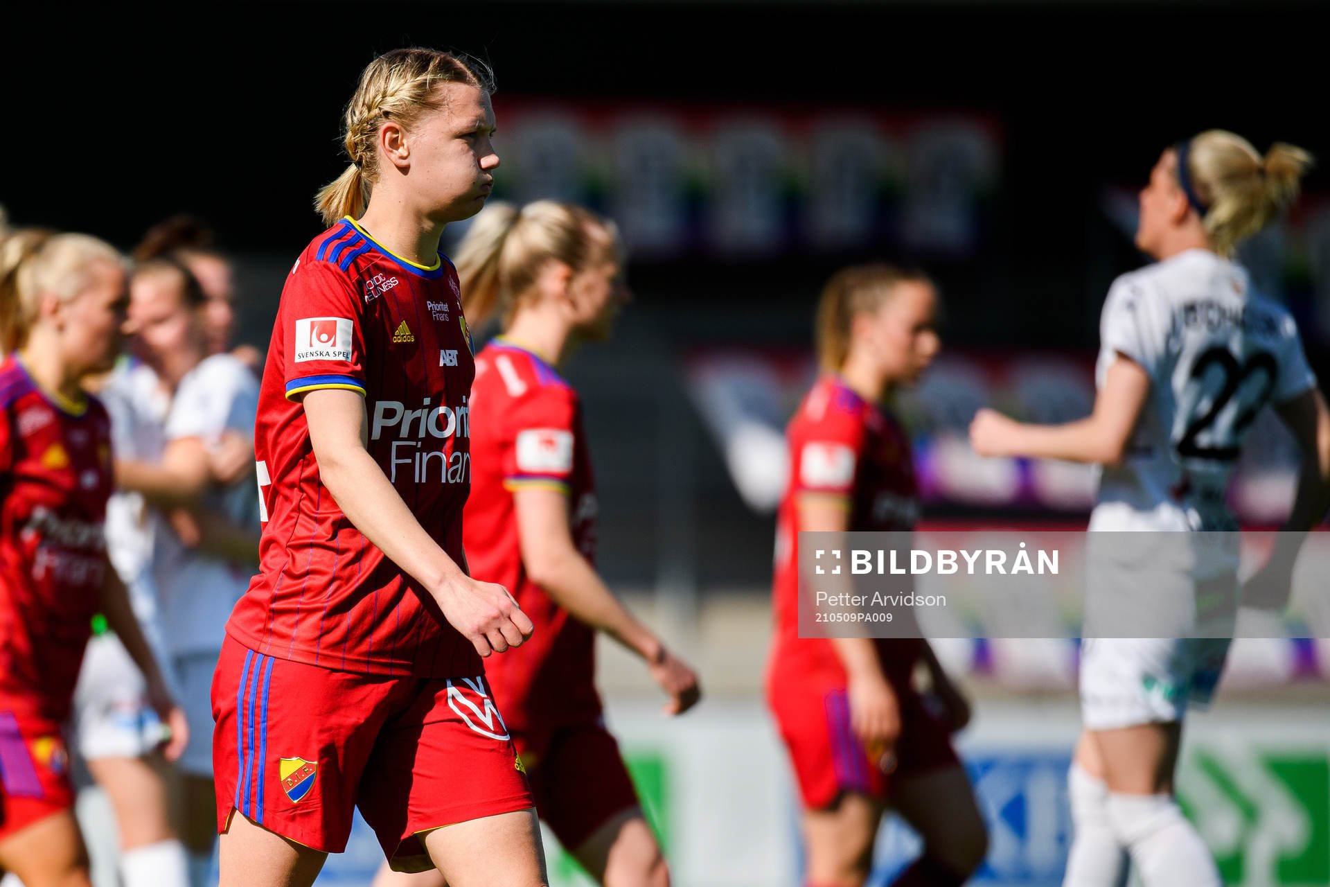 Djurgårdens Sara Olai  deppar efte Rosengårds 1-0 mål