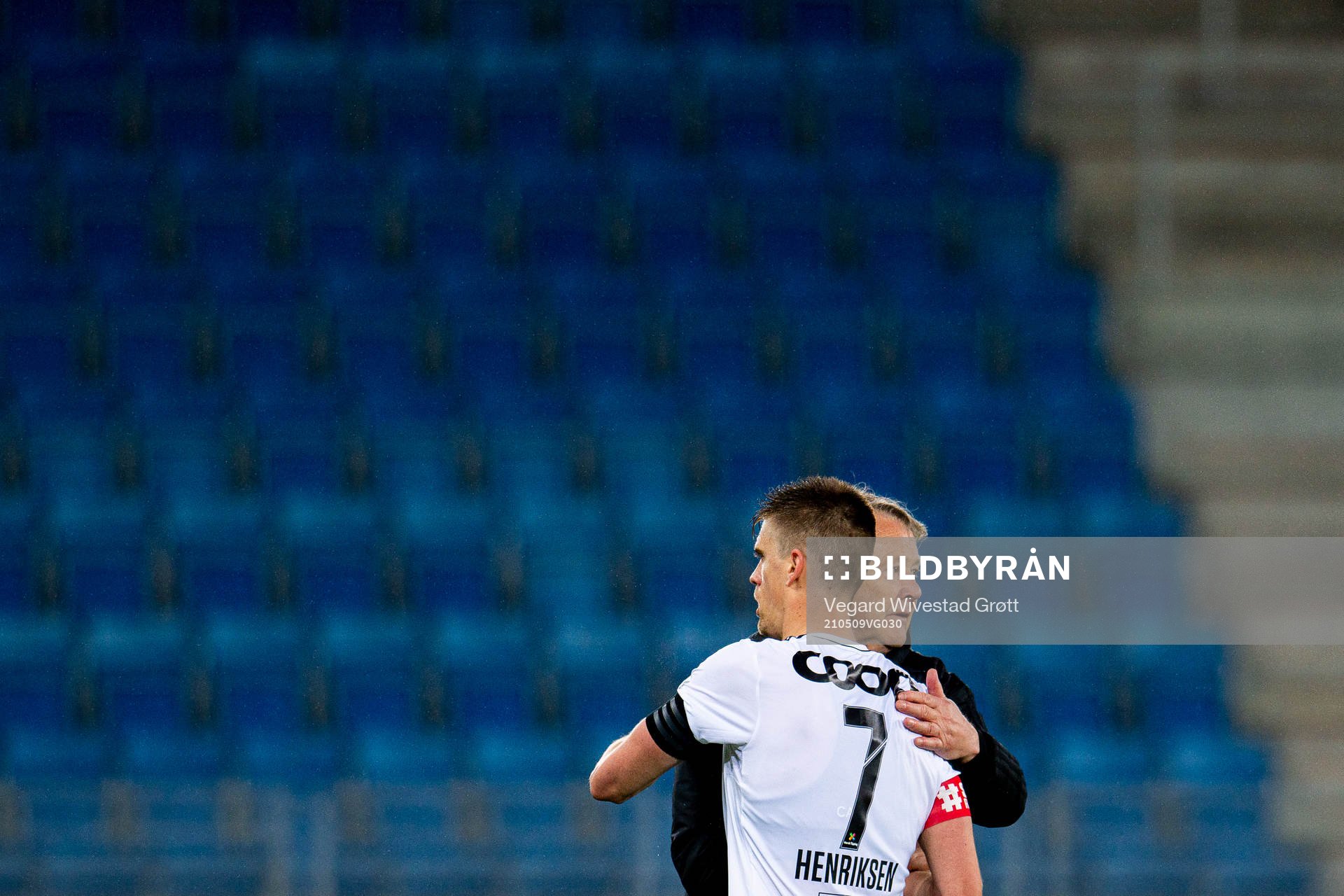 Markus Henriksen and Åge Hareide, head coach of Rosenborg