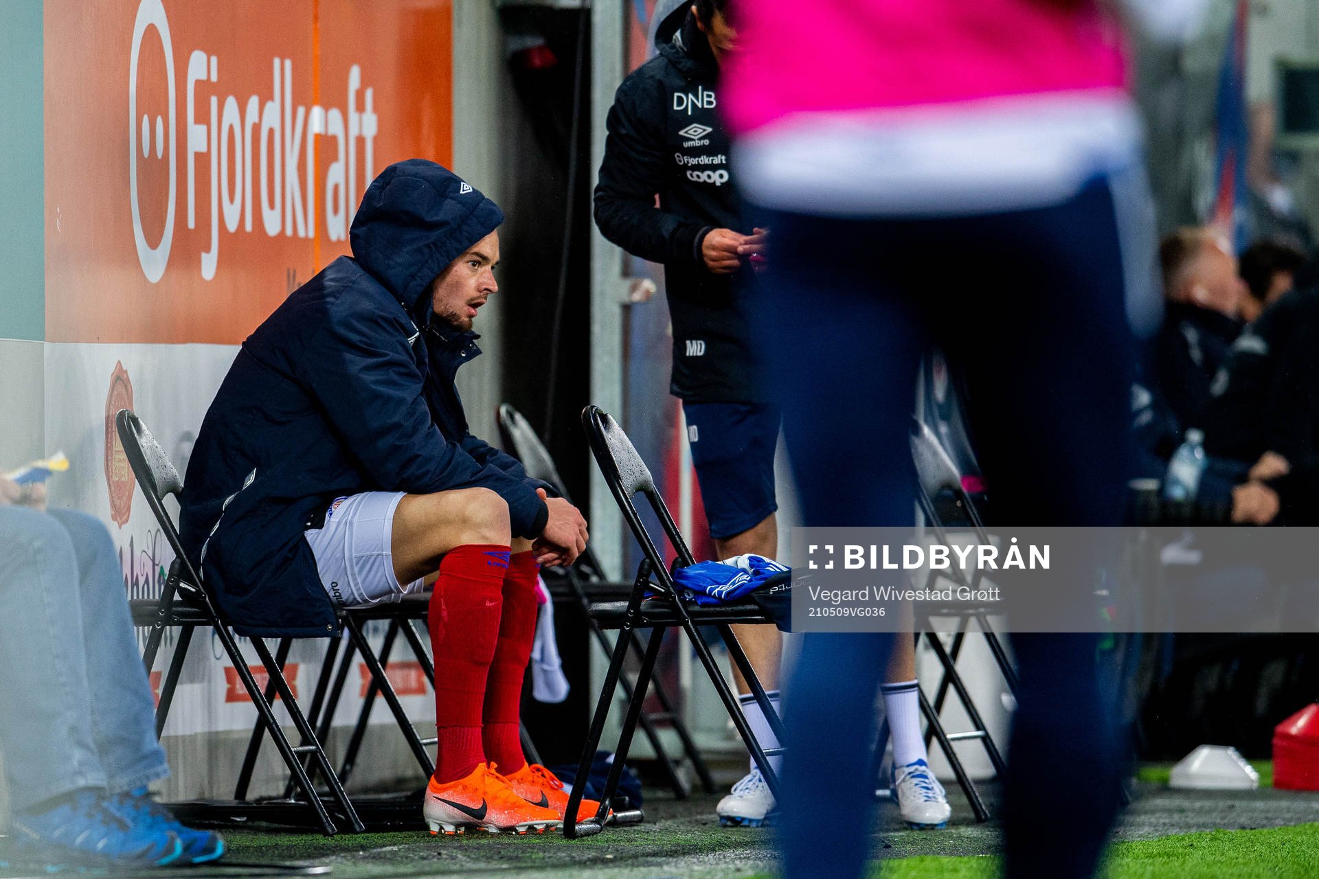 Amor Yonas Layoni of Vålerenga looks dejected