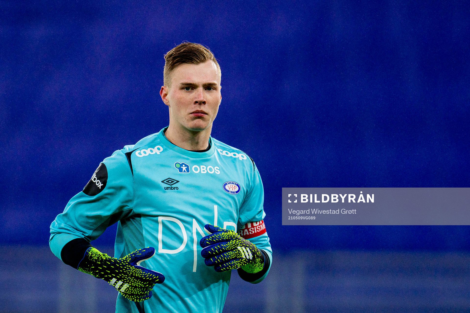 Goalkeeper Kristoffer-August Klaesson of Vålerenga