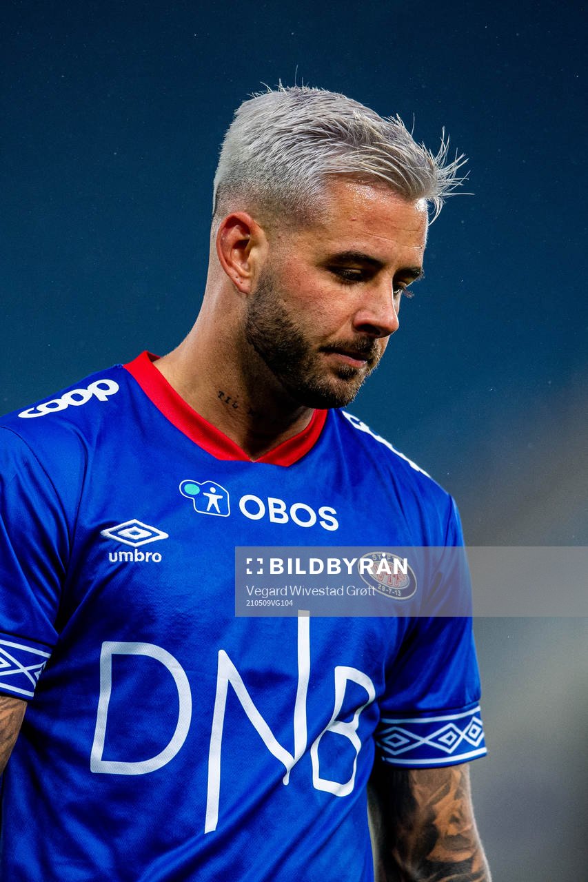 Aron Leonard Dønnum of Vålerenga