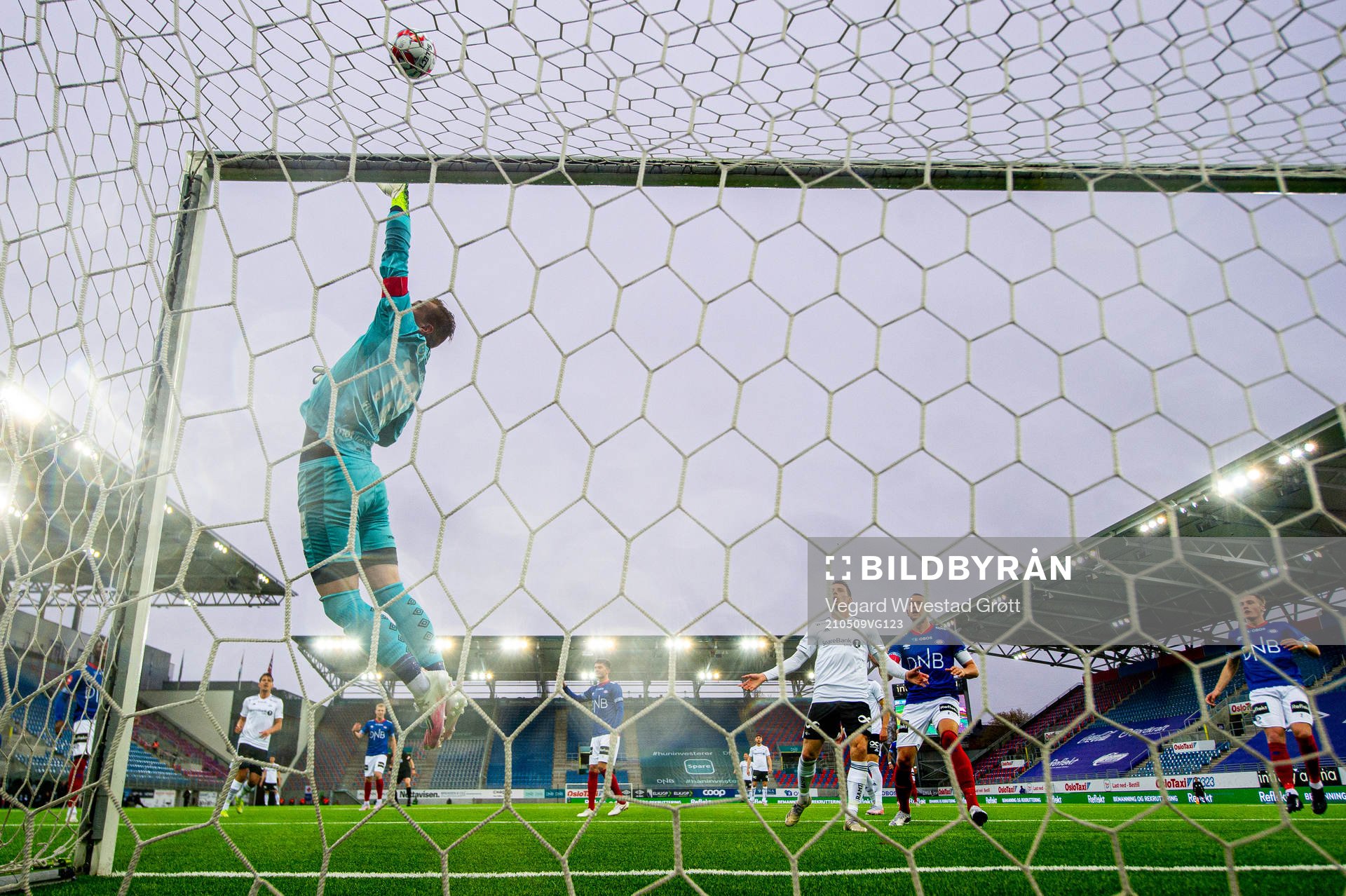 Goalkeeper Kristoffer-August Klaesson of Vålerenga saves