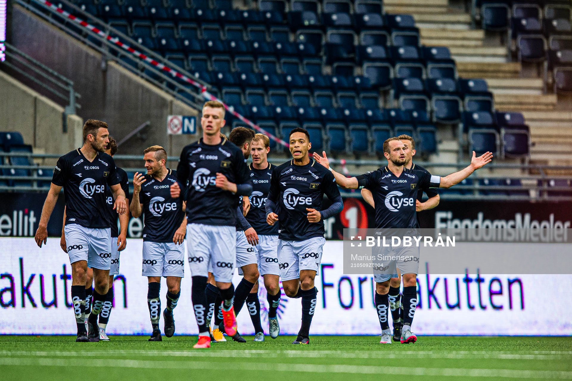 Veton Berisha of Viking celebrates