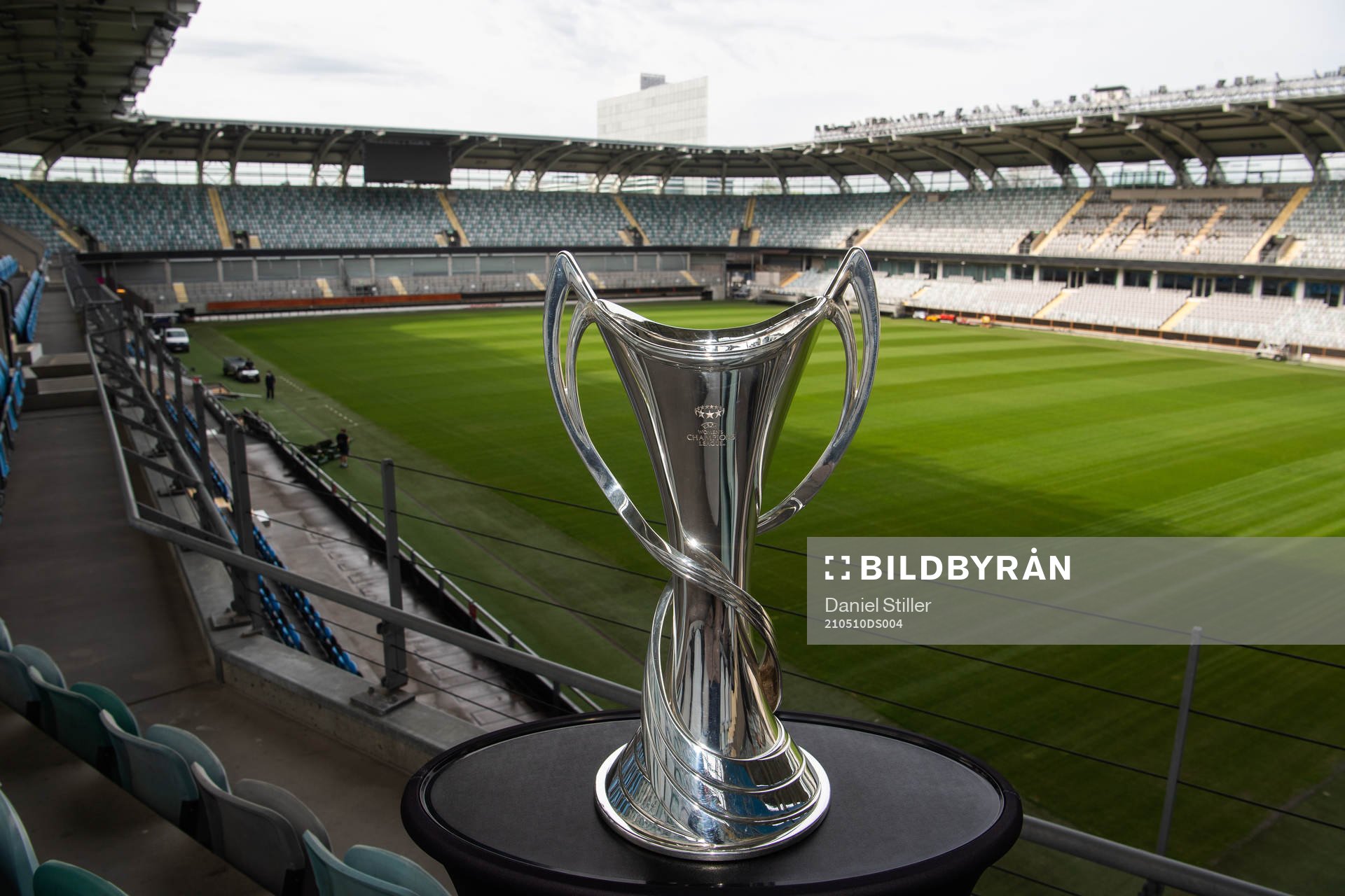 Pokalen inför damernas Champions League final den 10 maj 2021 i Göteborg. 