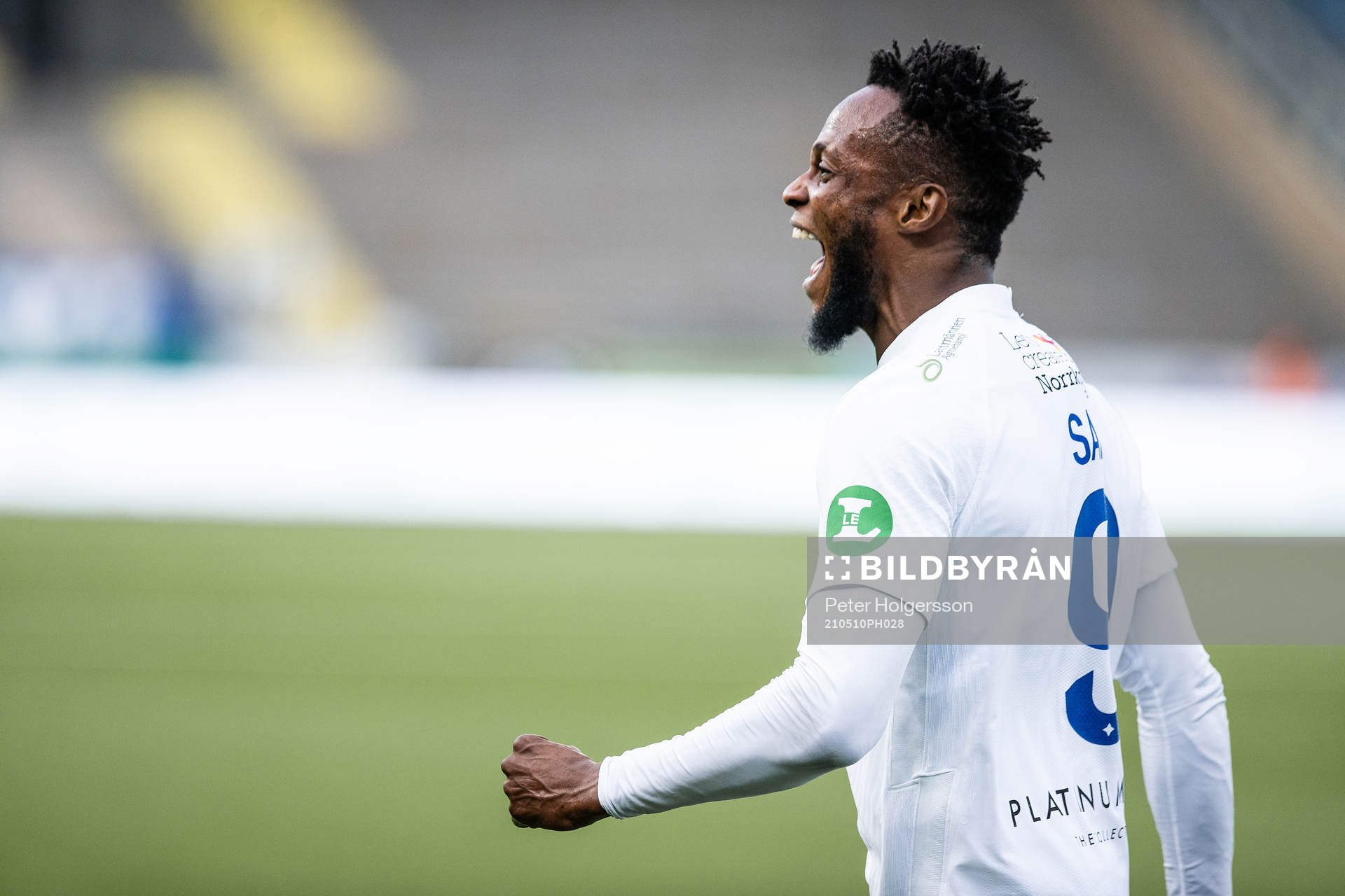 IFK Norrköpings Samuel Adegbenro jublar