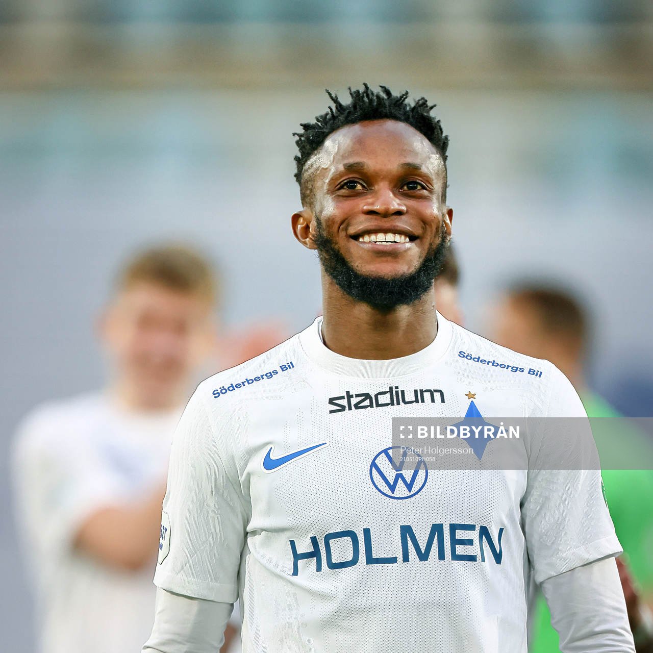 IFK Norrköpings Samuel Adegbenro jublar