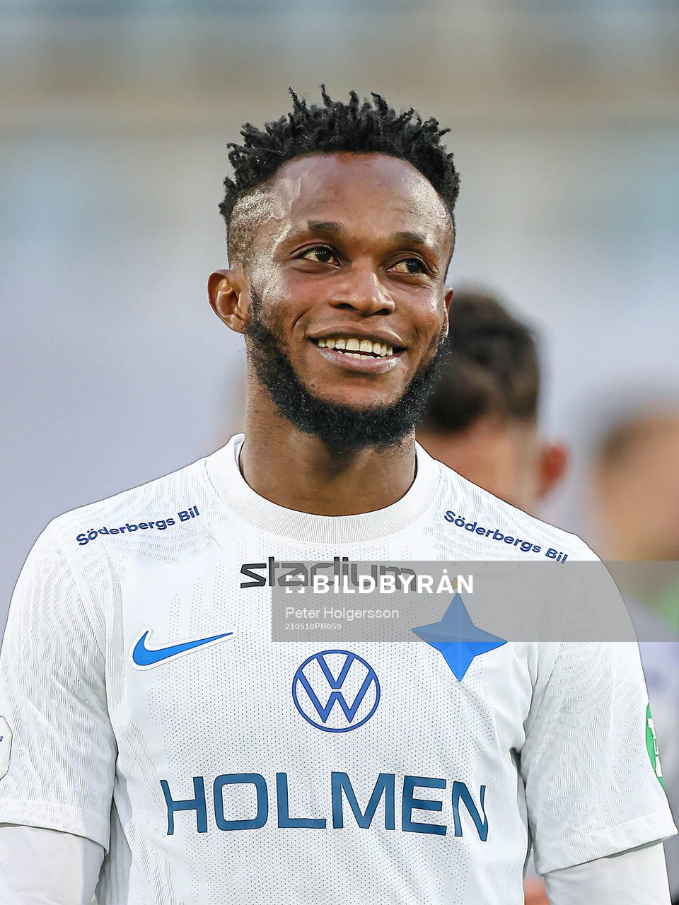 IFK Norrköpings Samuel Adegbenro jublar