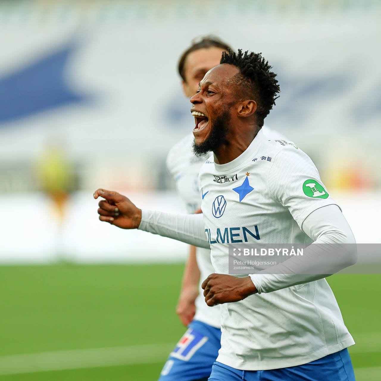 IFK Norrköpings Samuel Adegbenro jublar