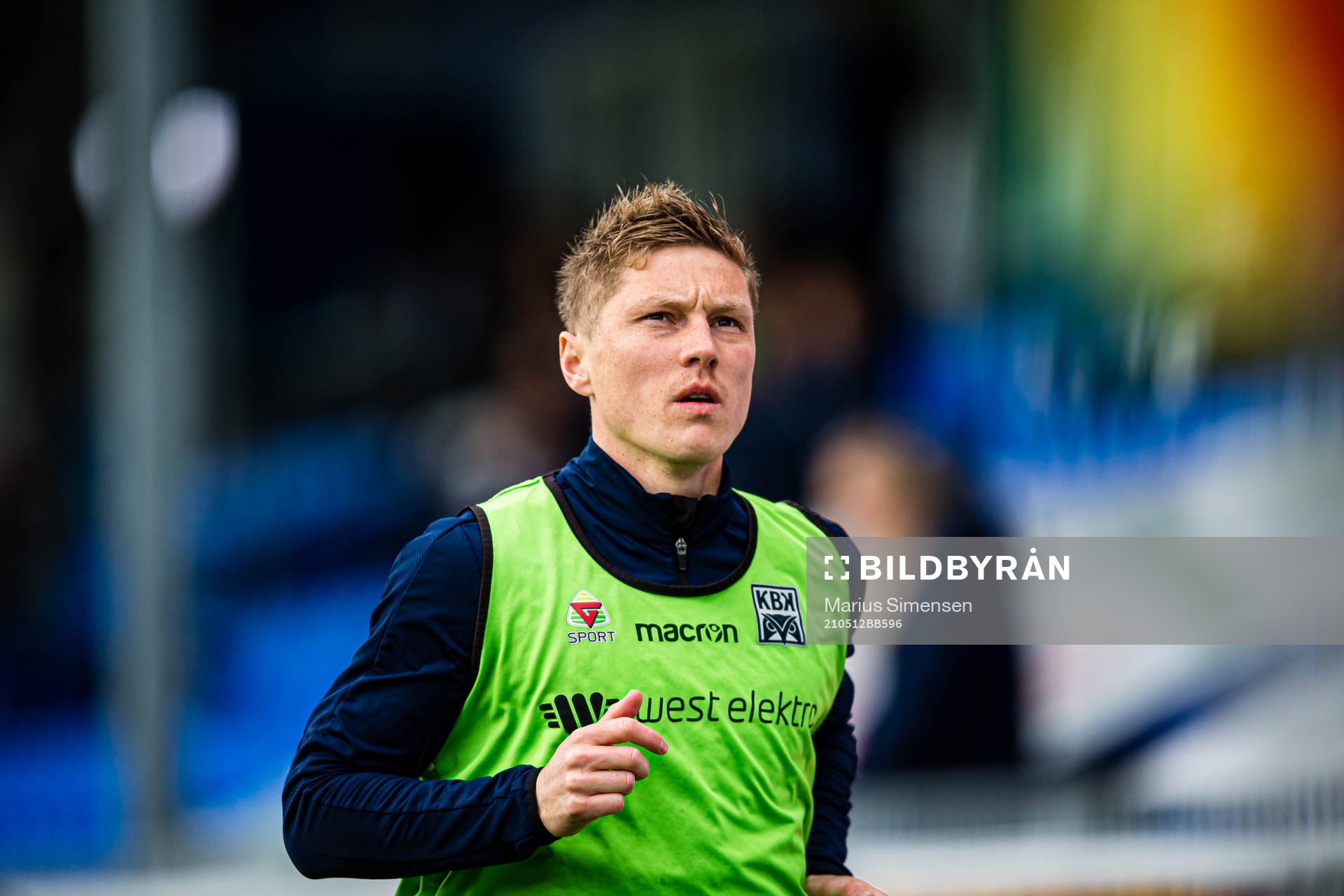 Torgil Øwre Gjertsen of Kristiansund warms up