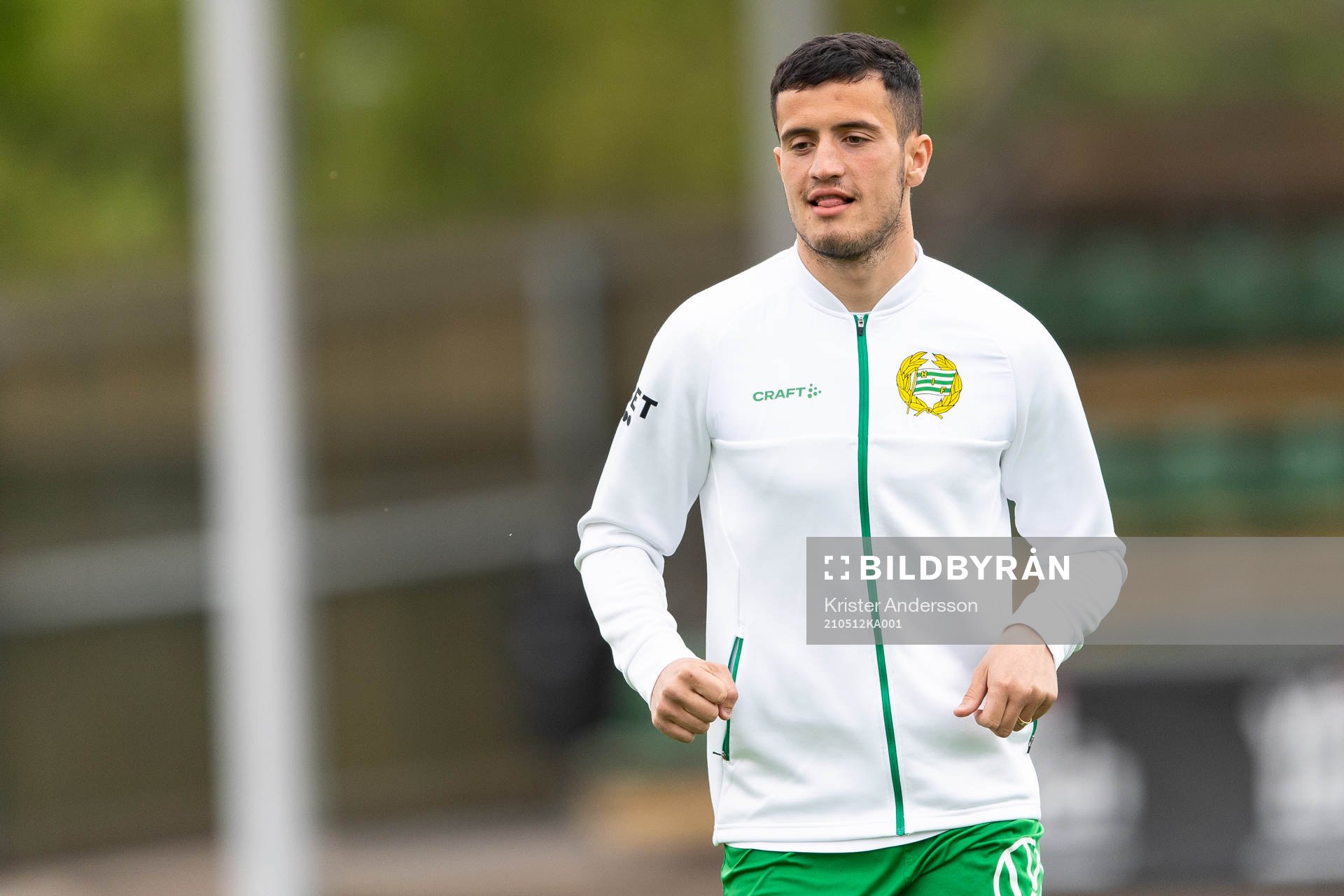 Hammarbys Astrit Selmani före fotbollsmatchen i