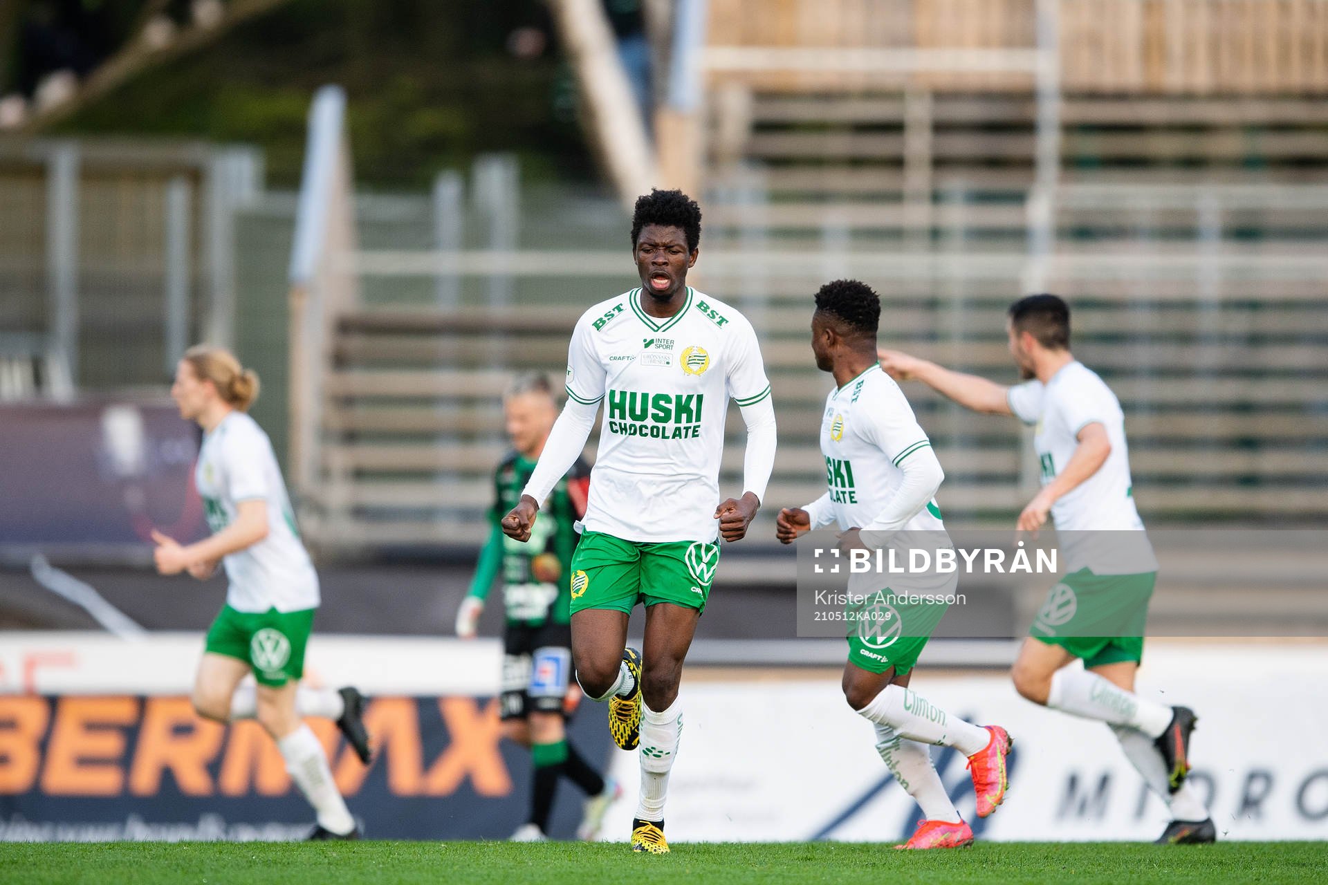 Hammarbys Aziz Mohammed Ouattara jublar