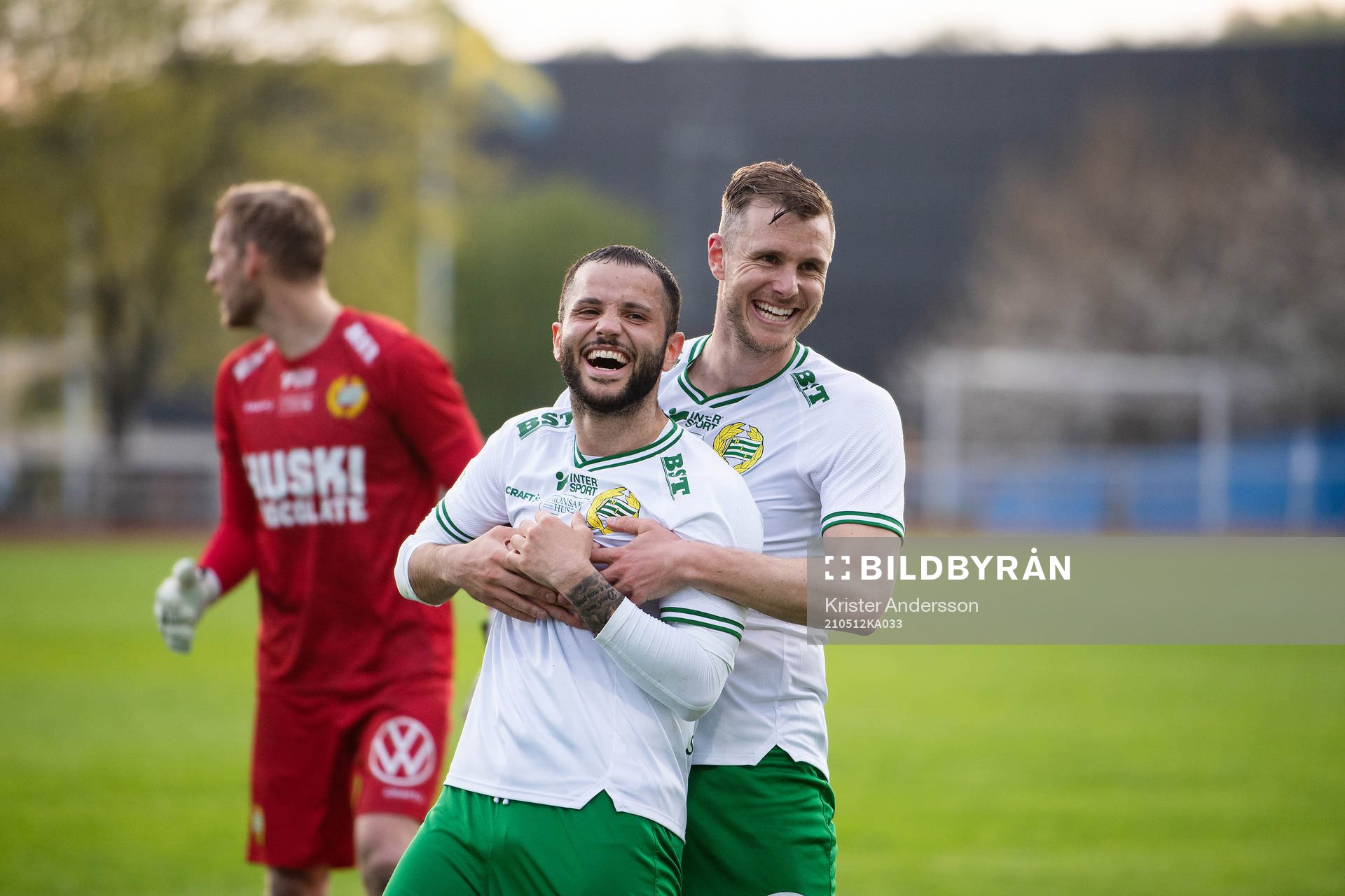 Hammarbys Mohanad Jeahze och Richard Magyar jublar