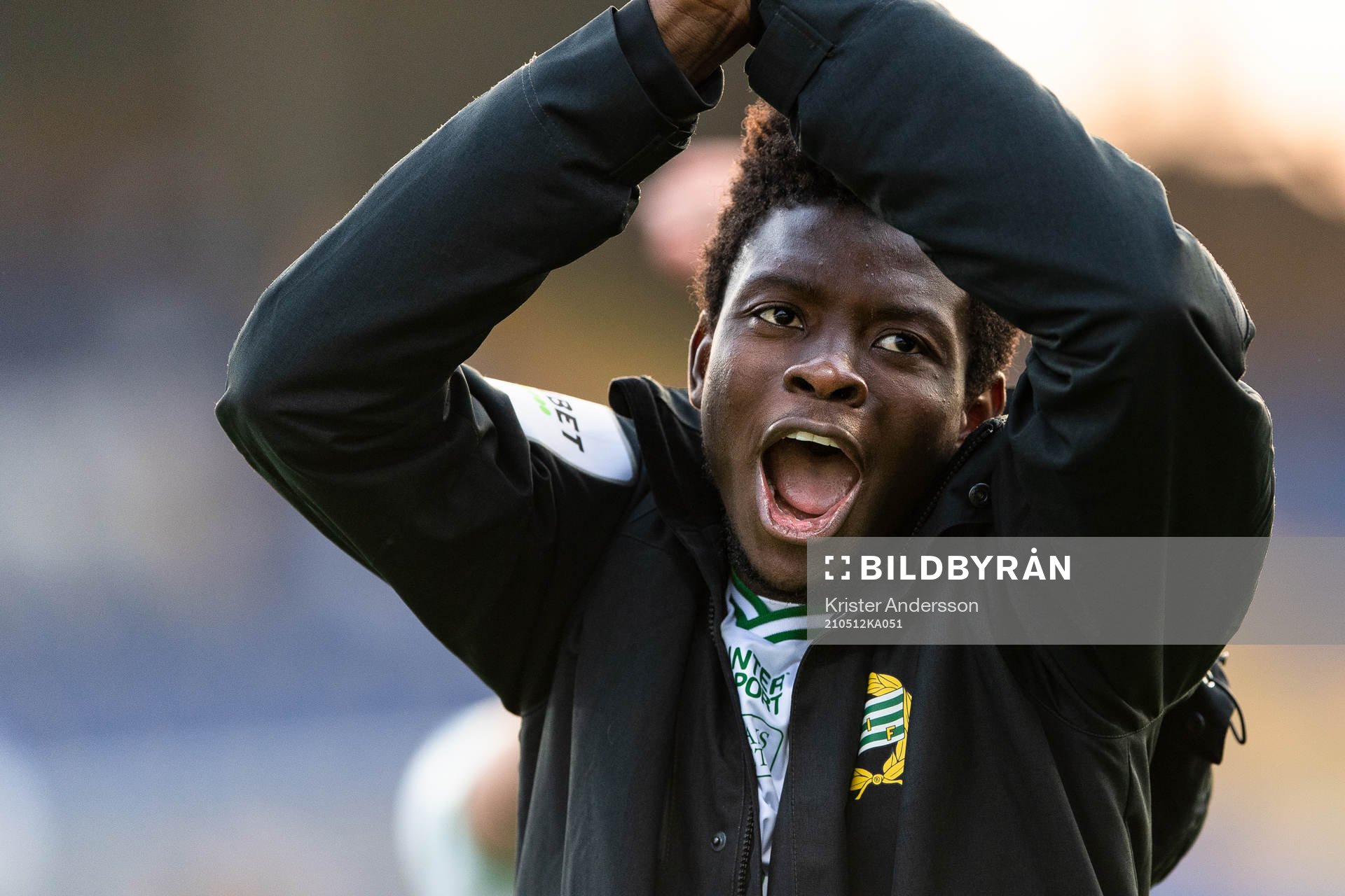 Hammarbys Aziz Mohammed Ouattara jublar efter fotbollsmatchen i Allsvenskan mellan Varberg och Hammarby den 12 maj 2021 i Varberg. 