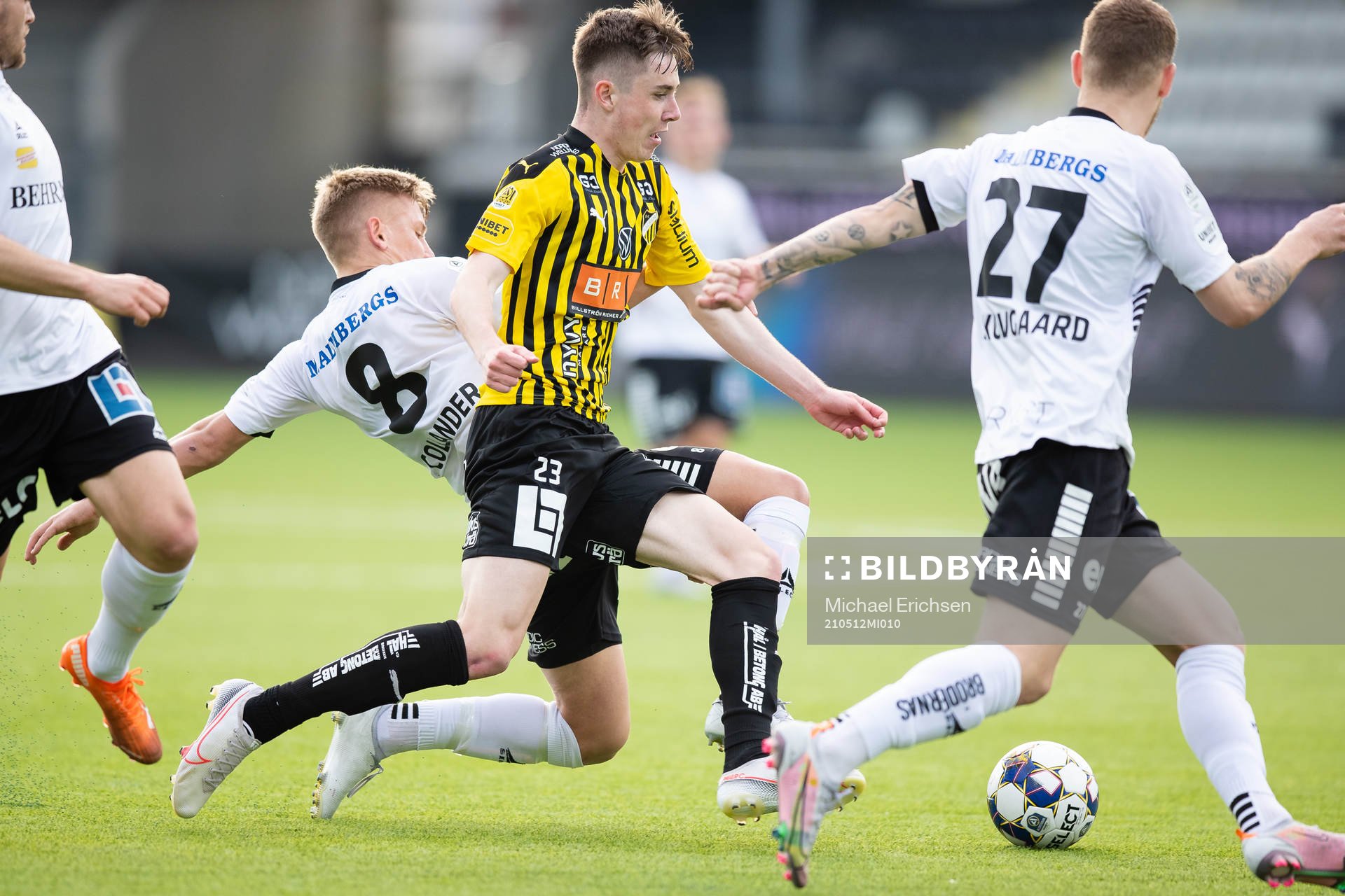 Häckens Patrik Wålemark mot Örebros Dennis Collander och