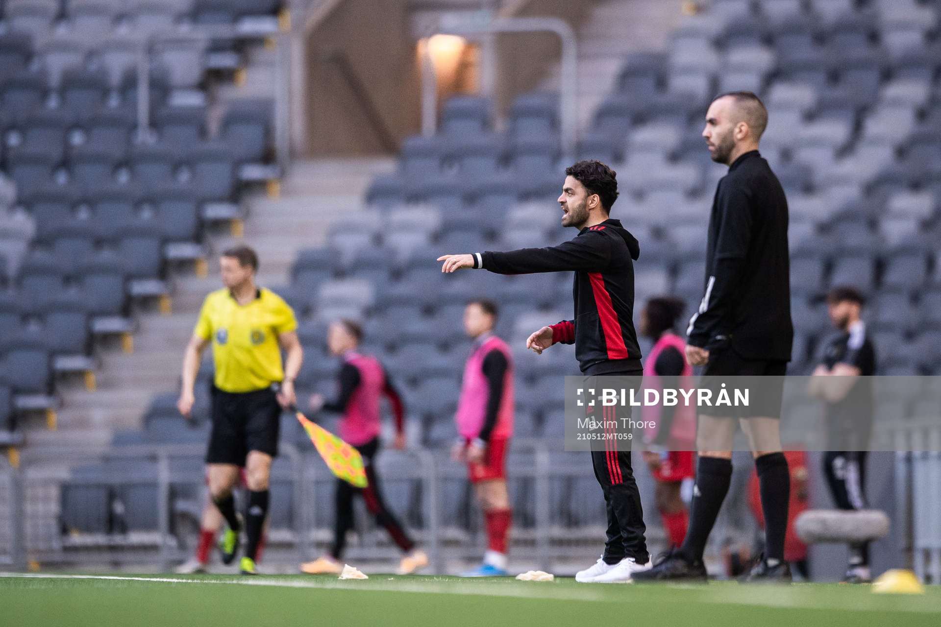 Östersunds tränare Amir Azrafshan