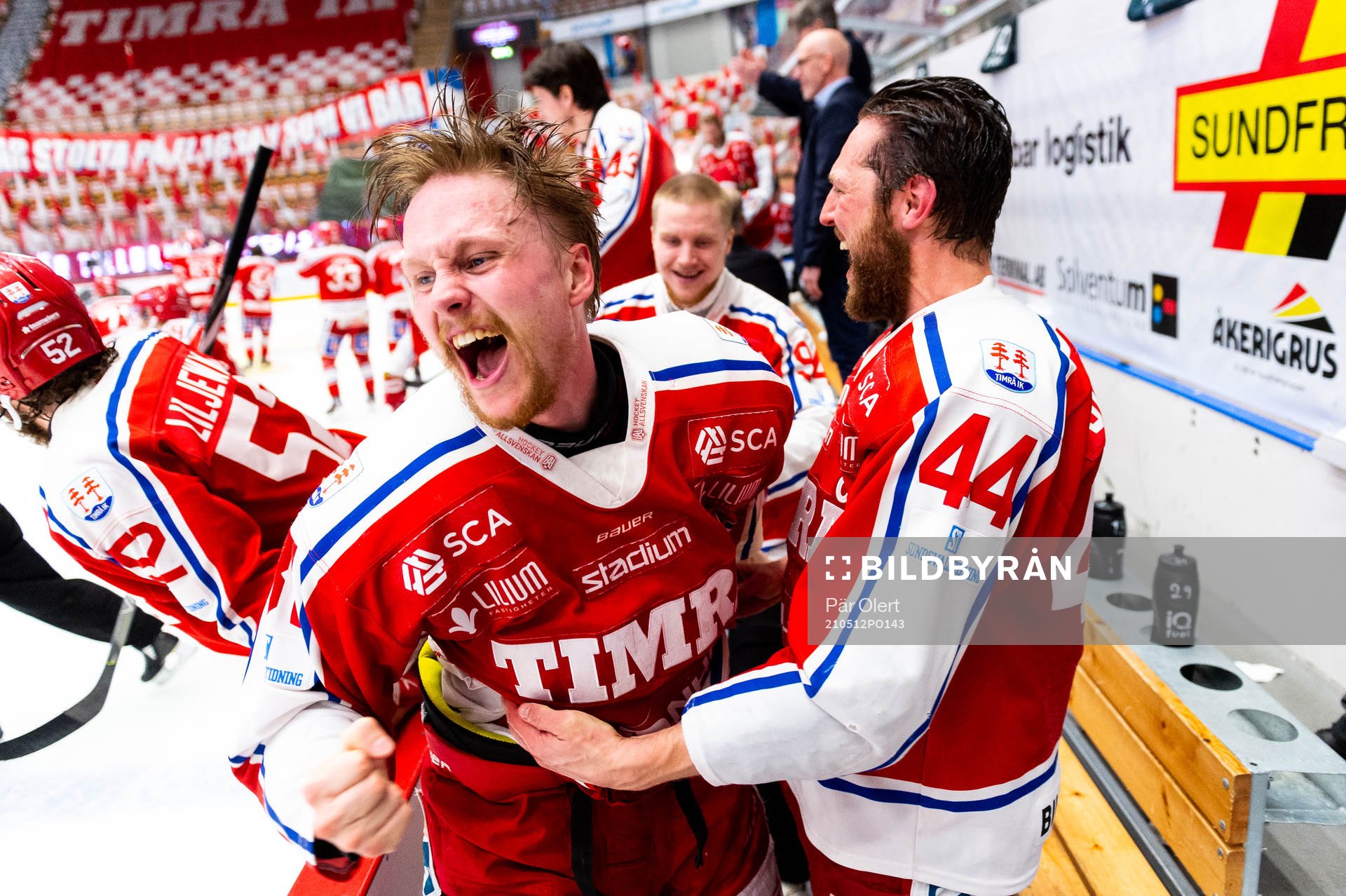 Timrås Jacob Blomqvist och Jens Lööke jublar
