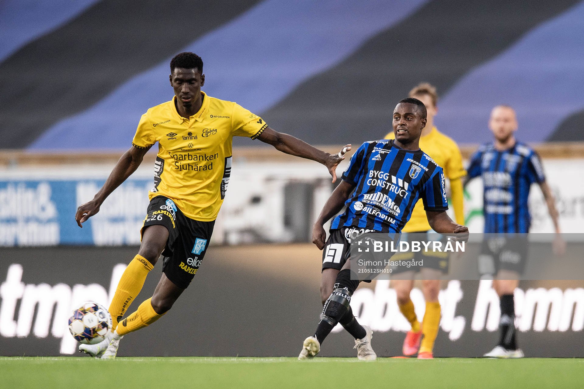 Elfsborgs Marokhy Ndione och Sirius Nahom Girmai Netabay