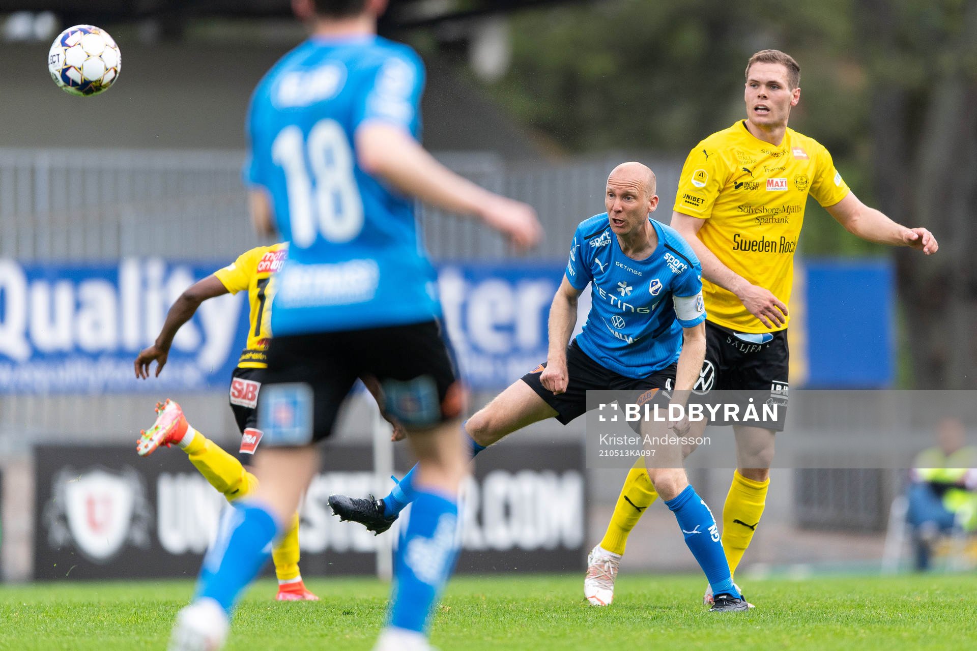 Halmstads Andreas Johansson och Mjällbys Jacob Bergström