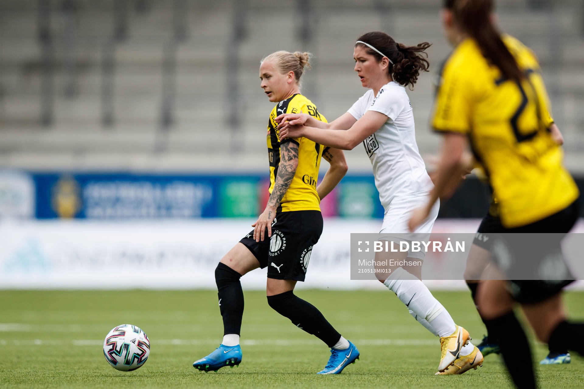 Häckens Filippa Curmark och Eskilstunas Loreta Kullashi