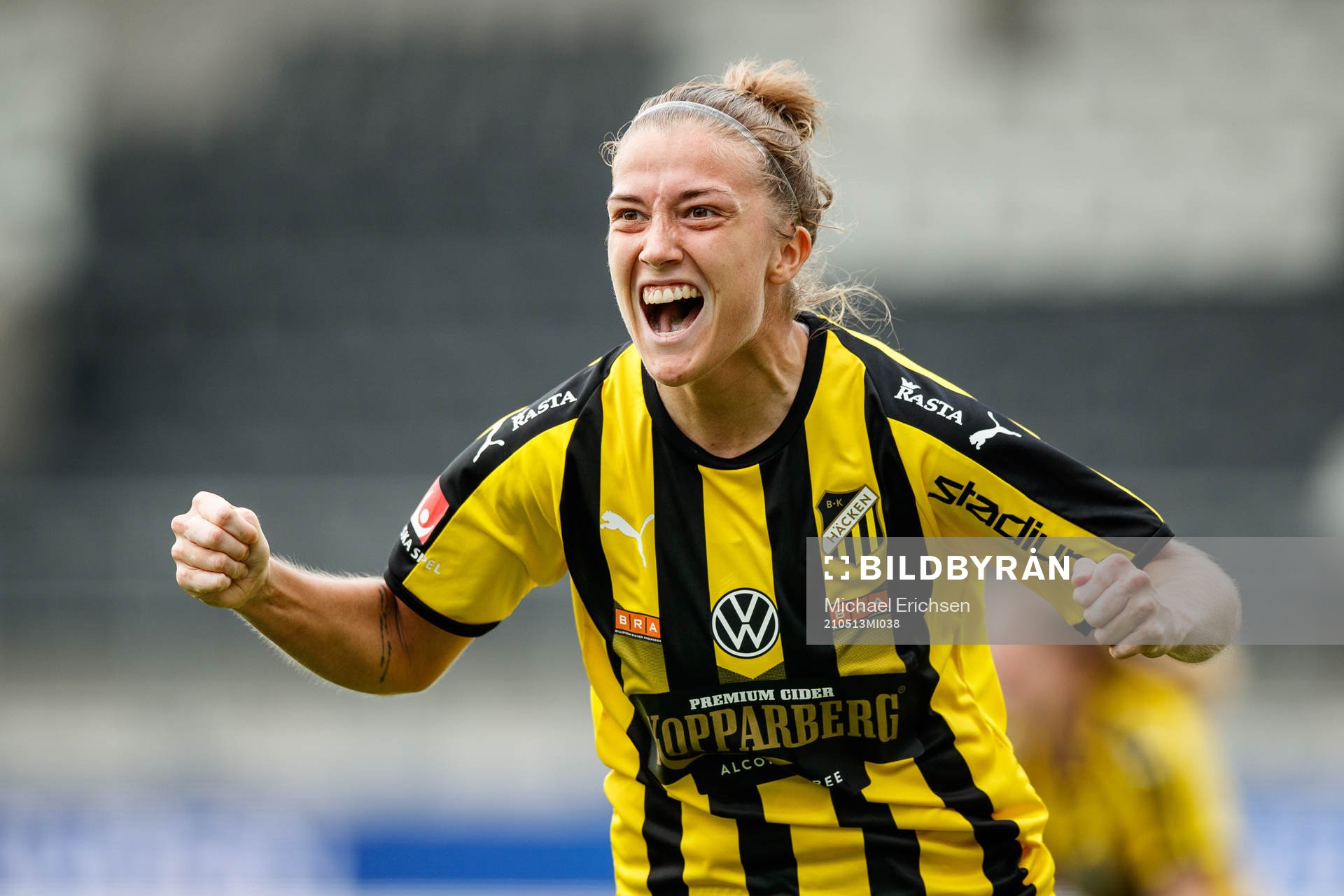 Häckens Filippa Angeldahl jublar