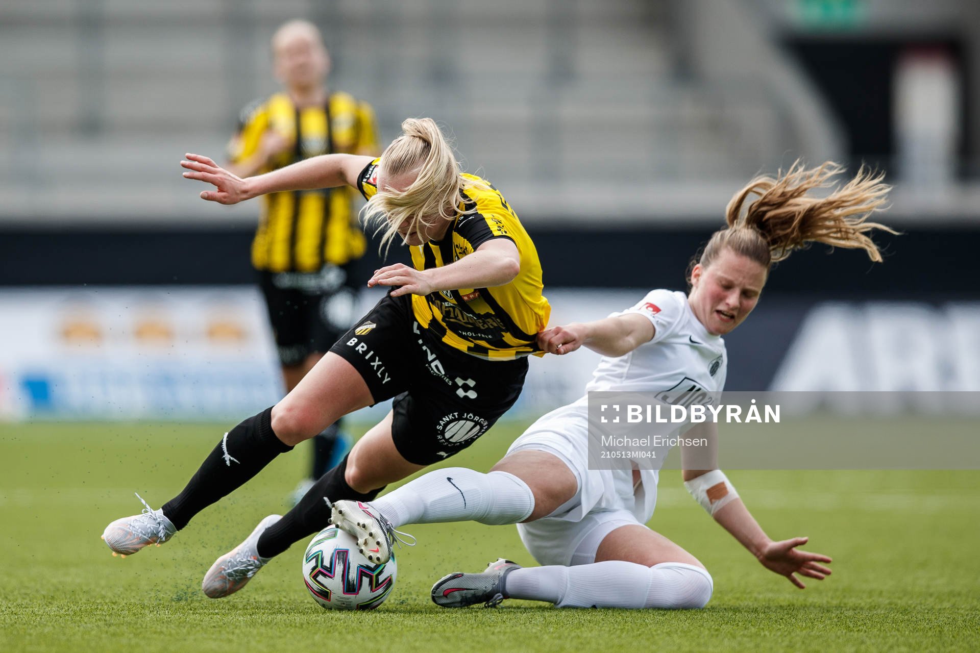 Häckens Stina Blackstenius och Eskilstunas Elise Stenevik