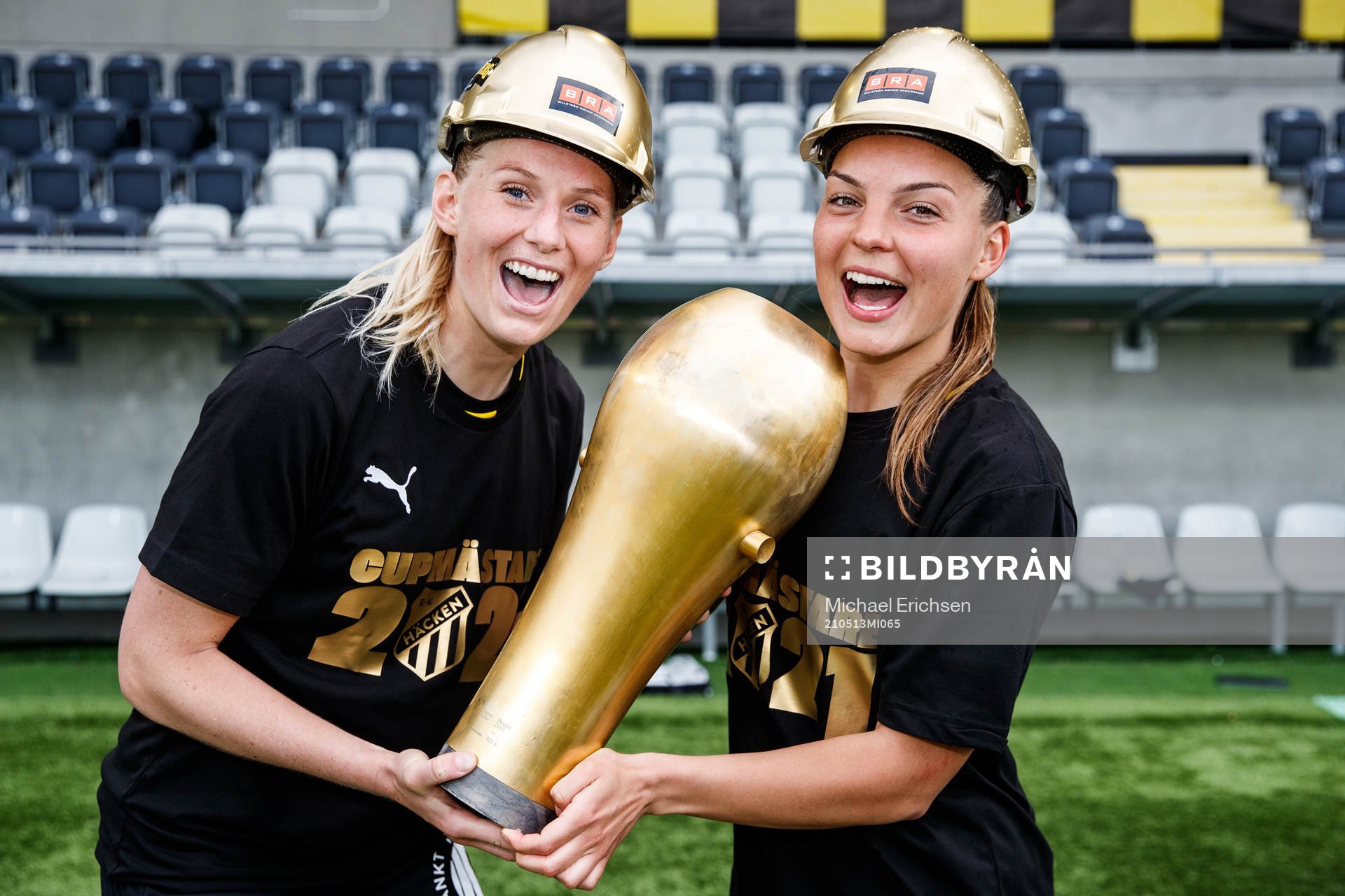 Häckens Stina Blackstenius och Johanna Rytting Kaneryd