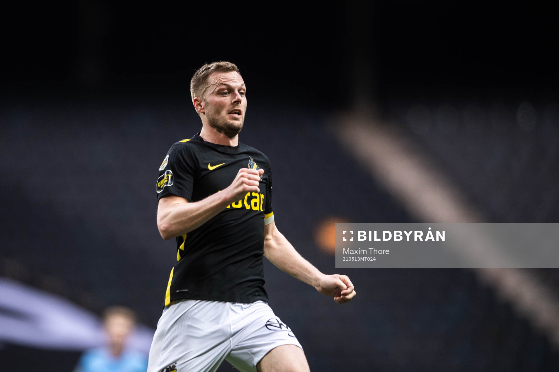 s Sebastian Larsson