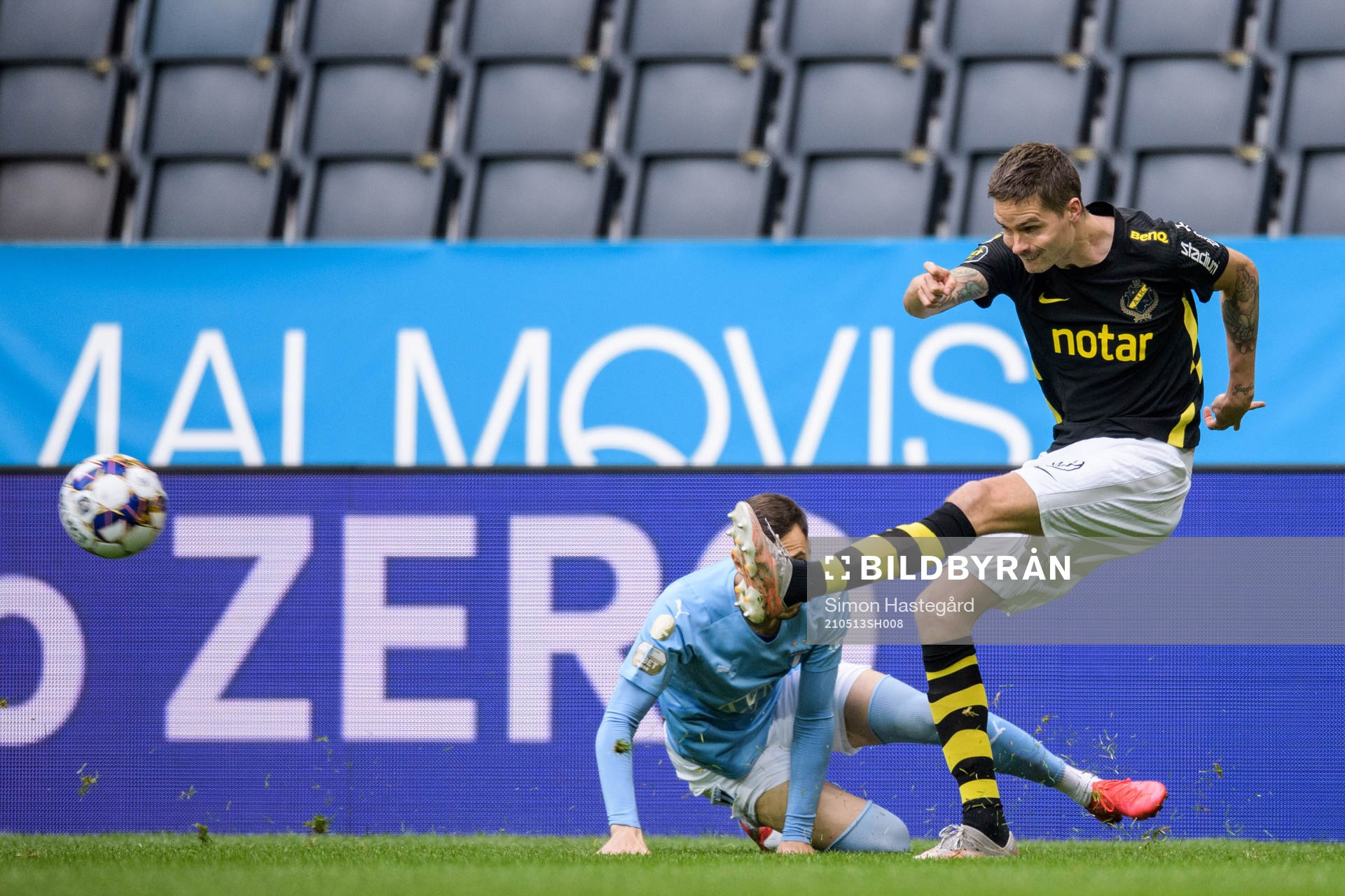 s Mikael Lustig