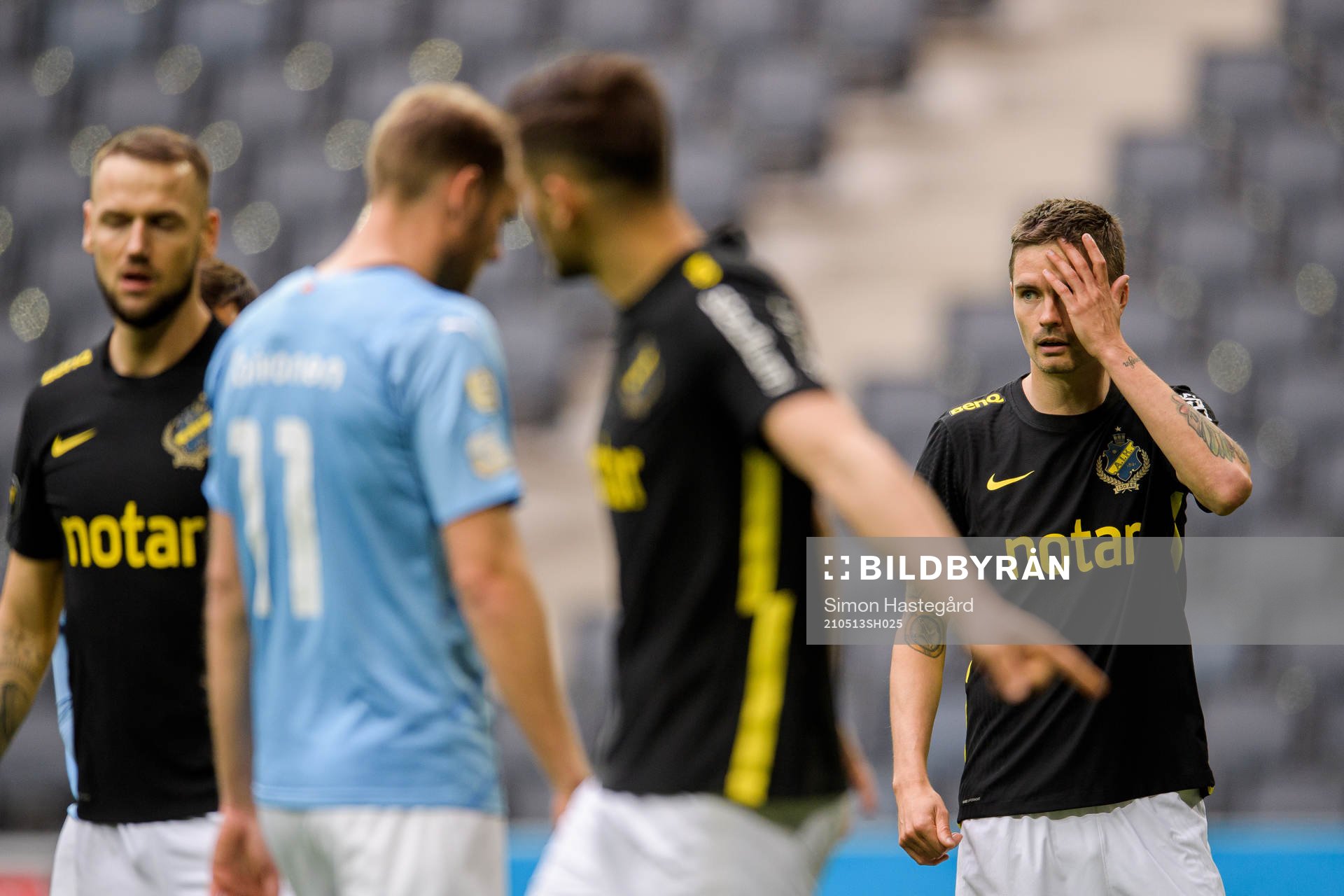 s Mikael Lustig deppar