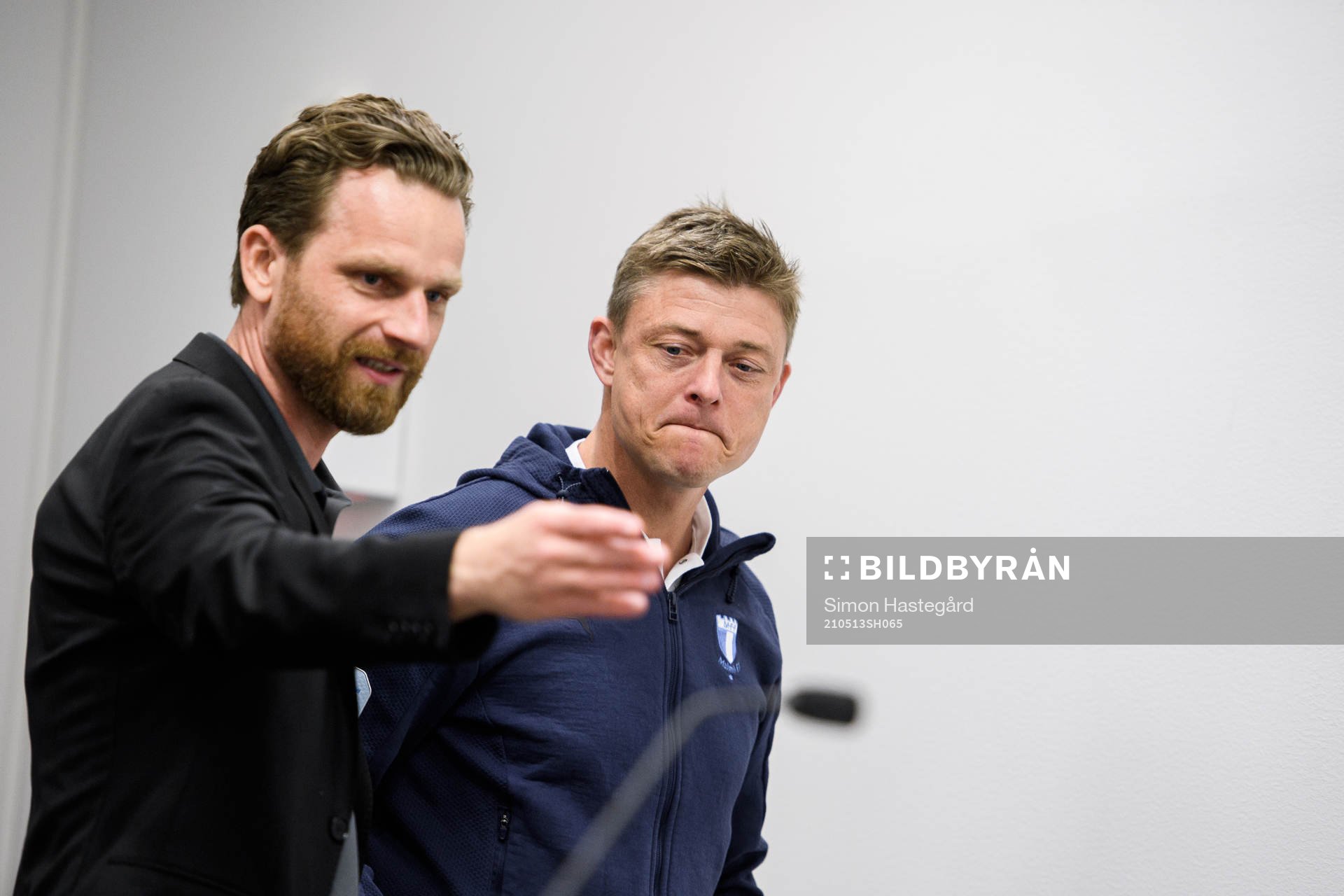 s tränare Bartosz Grzelak och Malmö FFs huvudtränare Jon