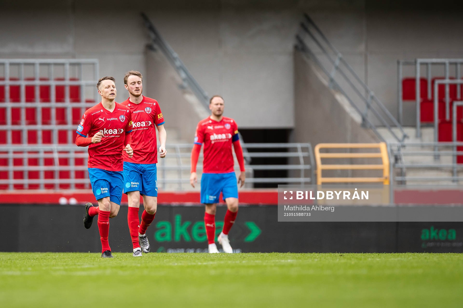Helsingborgs Viktor Lundberg och Rasmus Jönsson deppar