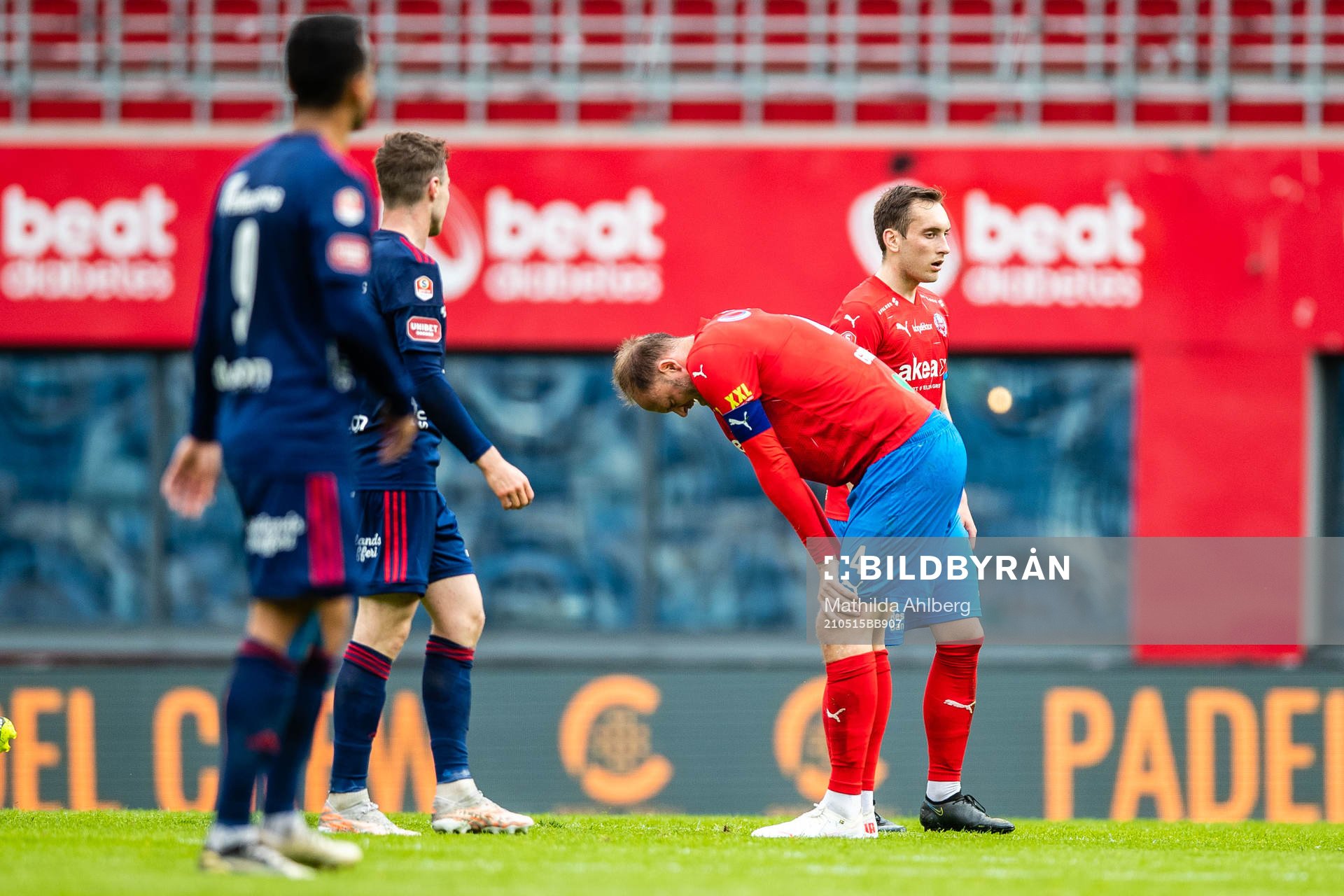Helsingborgs tränare Jörgen Lennartsson deppar