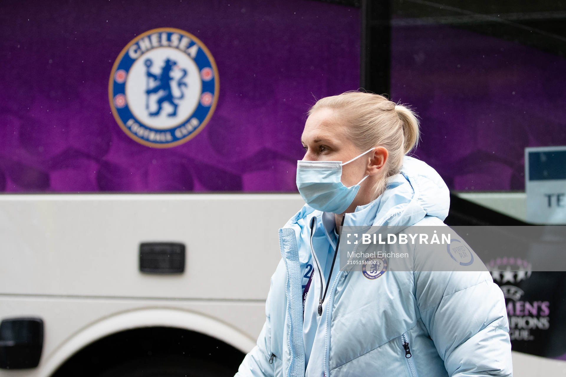 Jonna Andersson of Chelsea arrives at the arena Gamla Ullevi