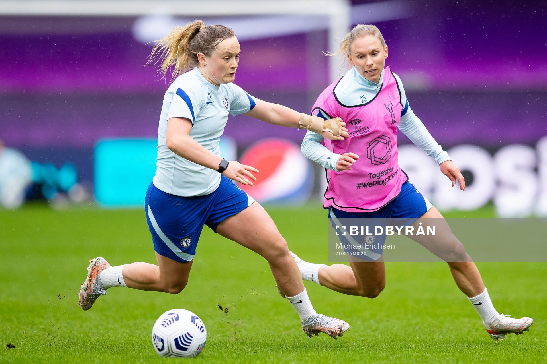 Erin Cuthbert and Jonna Andersson