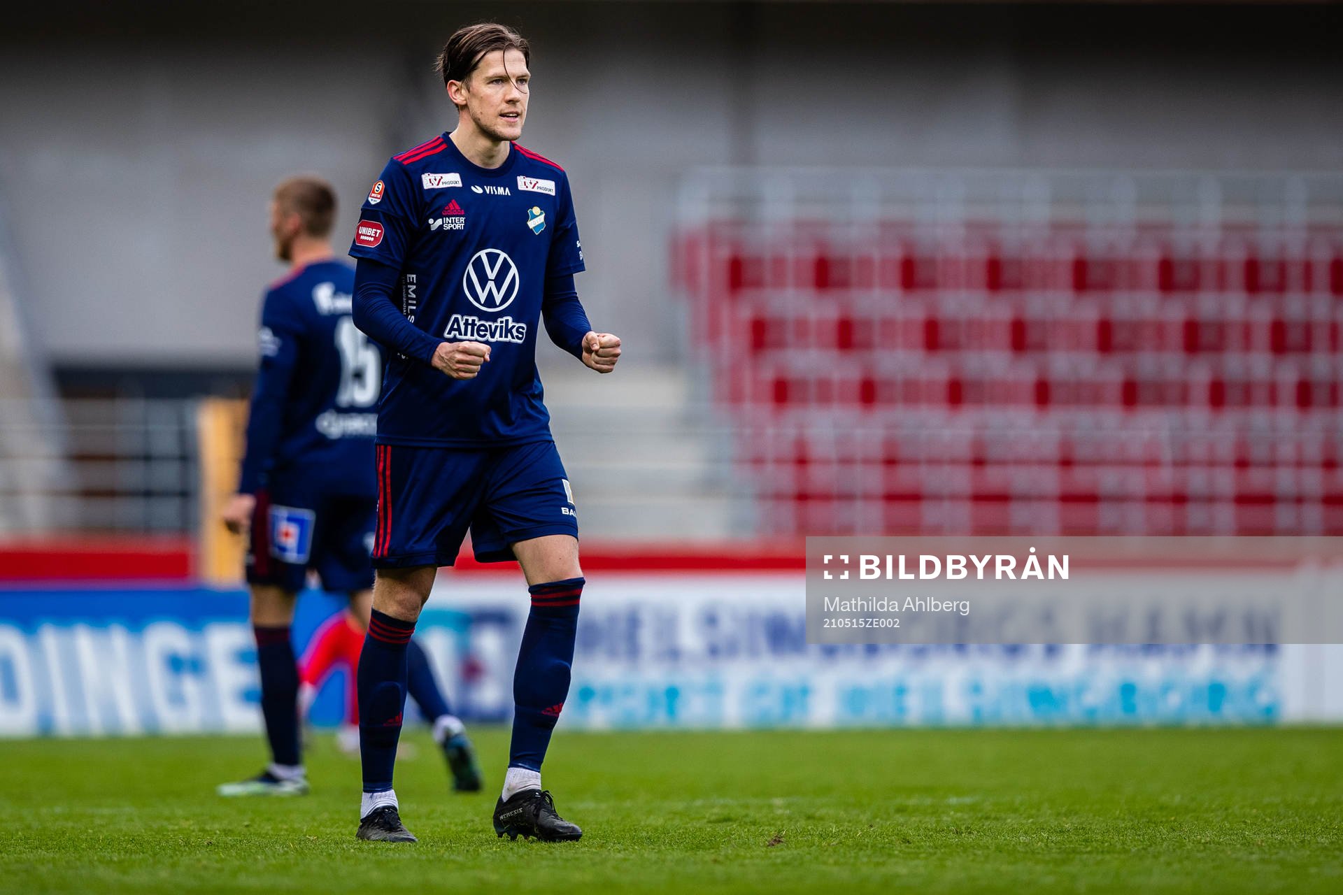 Östers John Stenberg jublar