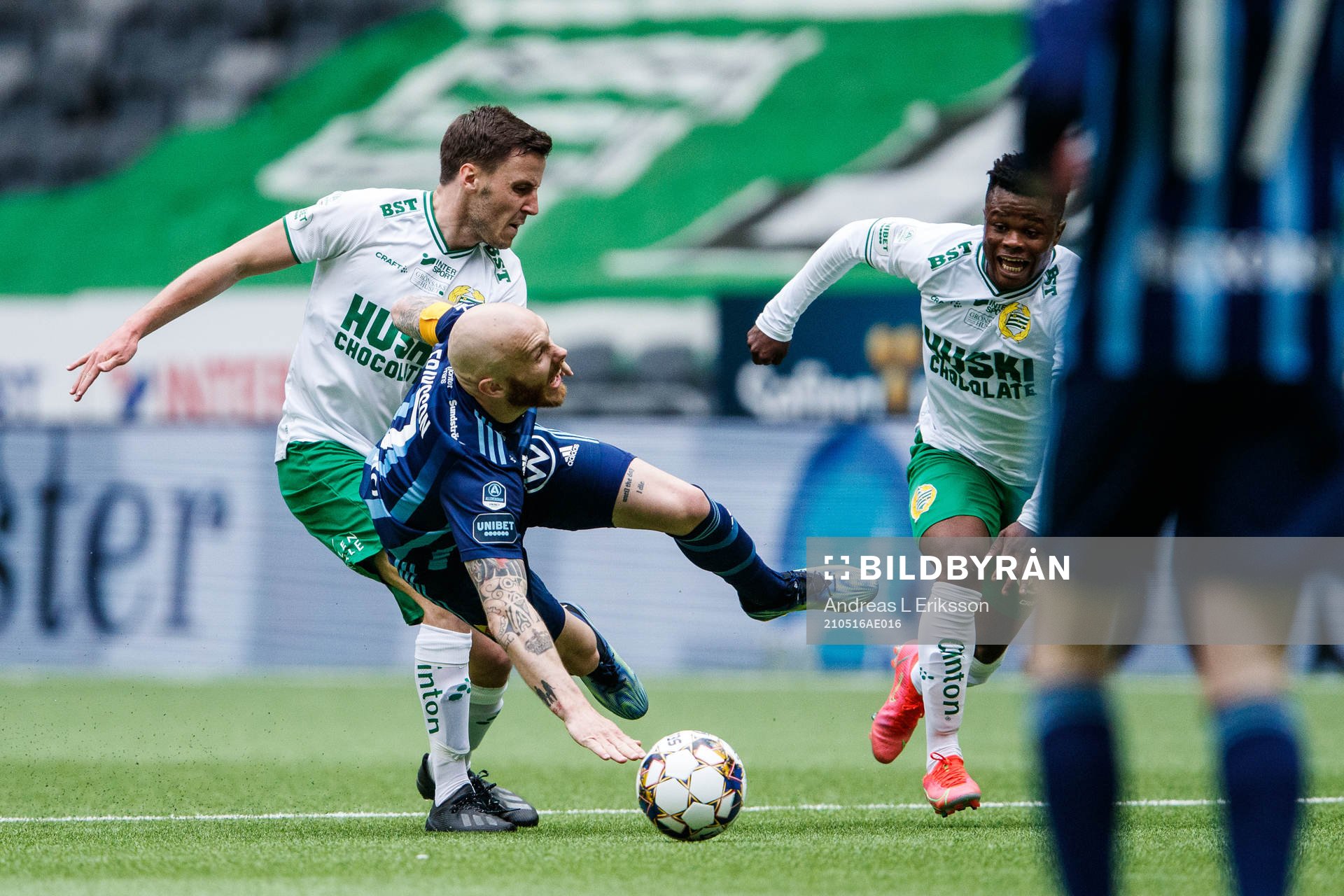 Hammarbys Jeppe Andersen och Djurgårdens Magnus Eriksson