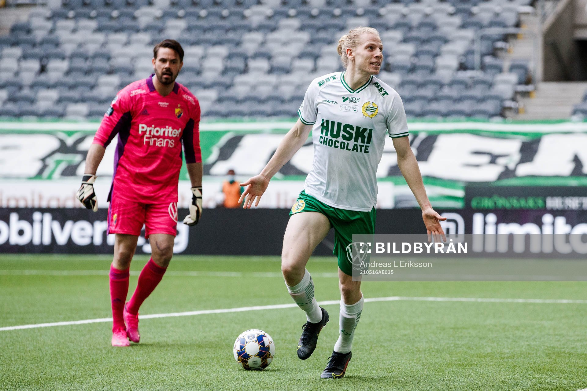 Hammarbys Gustav Ludwigson jublar