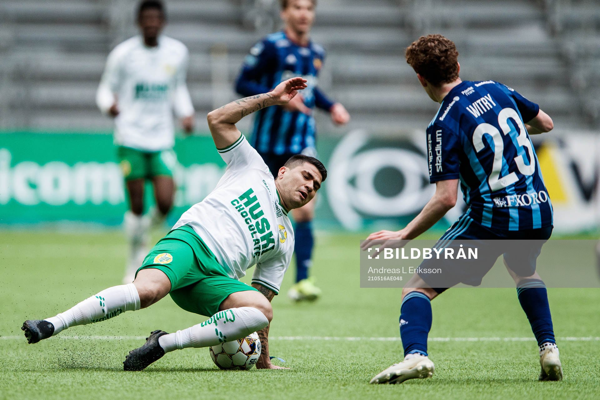 Hammarbys Paulinho och Djurgårdens Aslak Witry