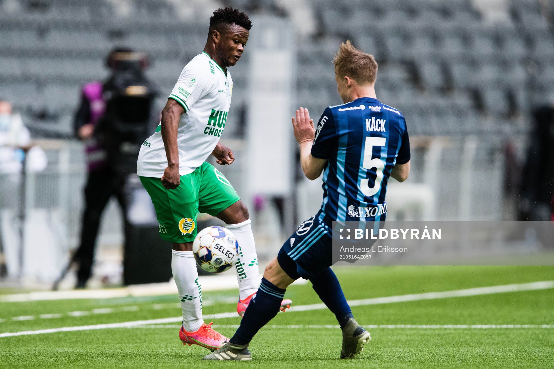 Hammarbys Akinkunmi Amoo och Djurgårdens Elliot Käck