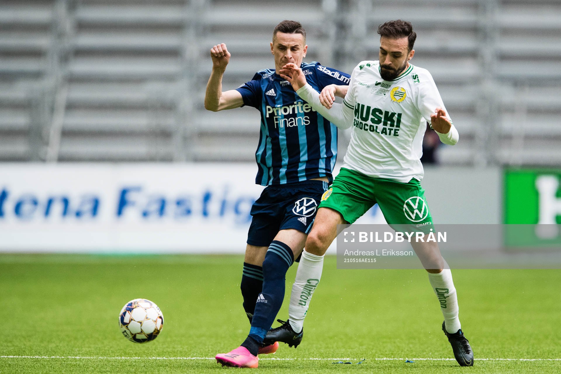Djurgårdens Haris Radetinac och Hammarbys Abdul Khalili